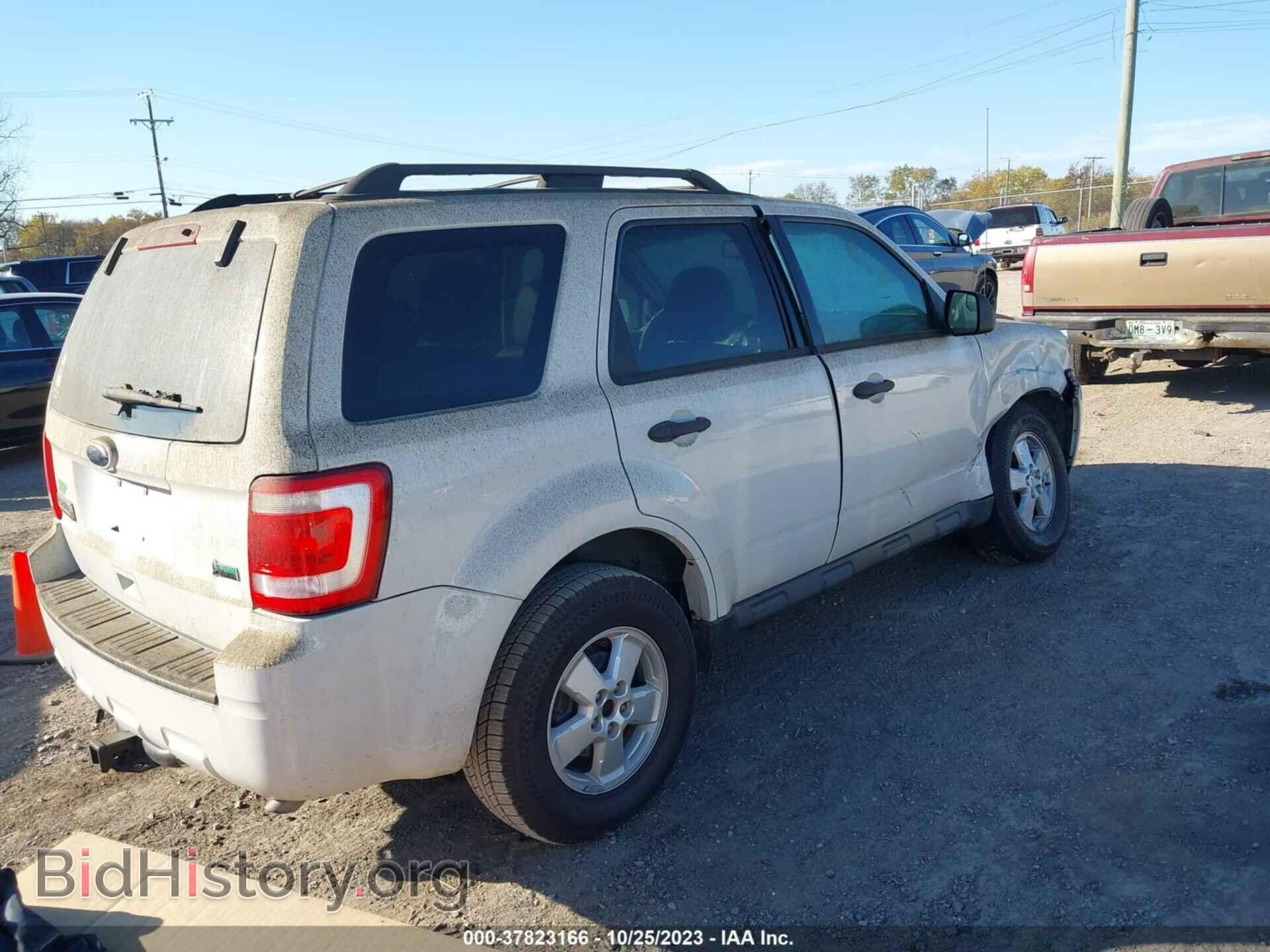 2010 FORD ESCAPE - VIN: 1FMCU0DG0AKC63728 - Фото 4
