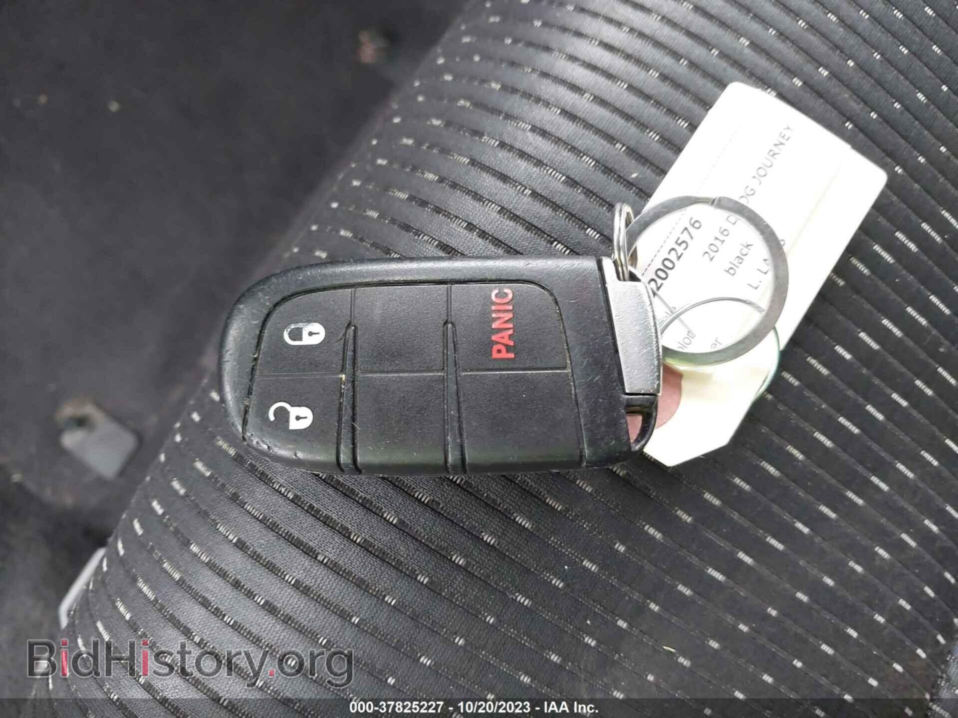 2016 DODGE JOURNEY - VIN: 3C4PDCBB2GT245558 - Фото 11