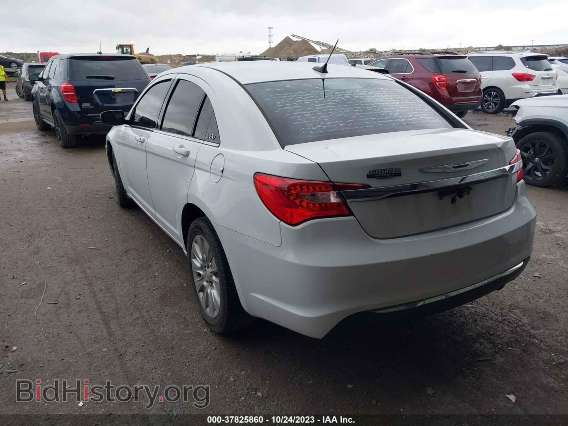 2014 CHRYSLER 200 - VIN: 1C3CCBABXEN212404 - Фото 3