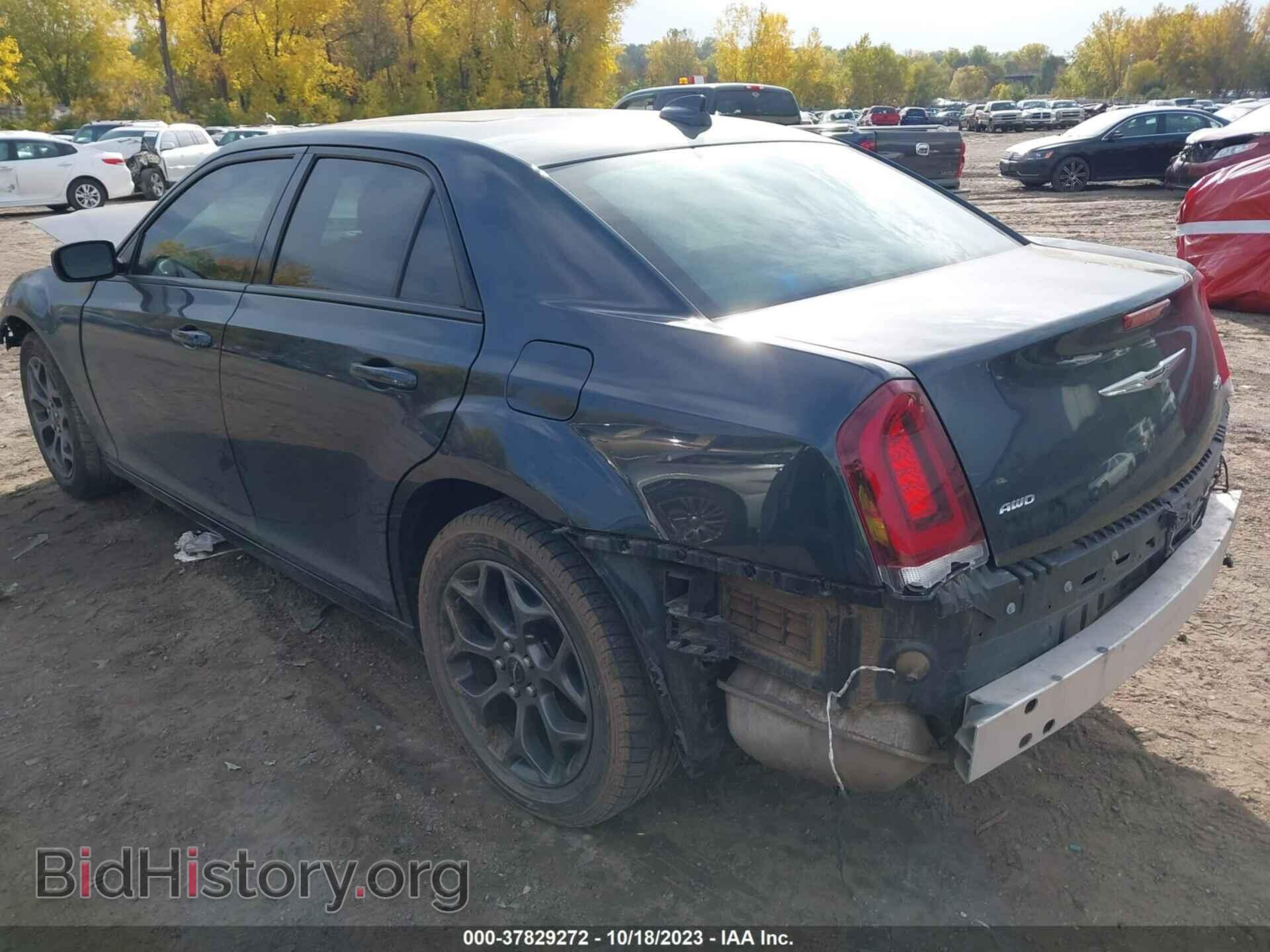 2018 CHRYSLER 300 - VIN: 2C3CCAGG1JH141884 - Фото 3