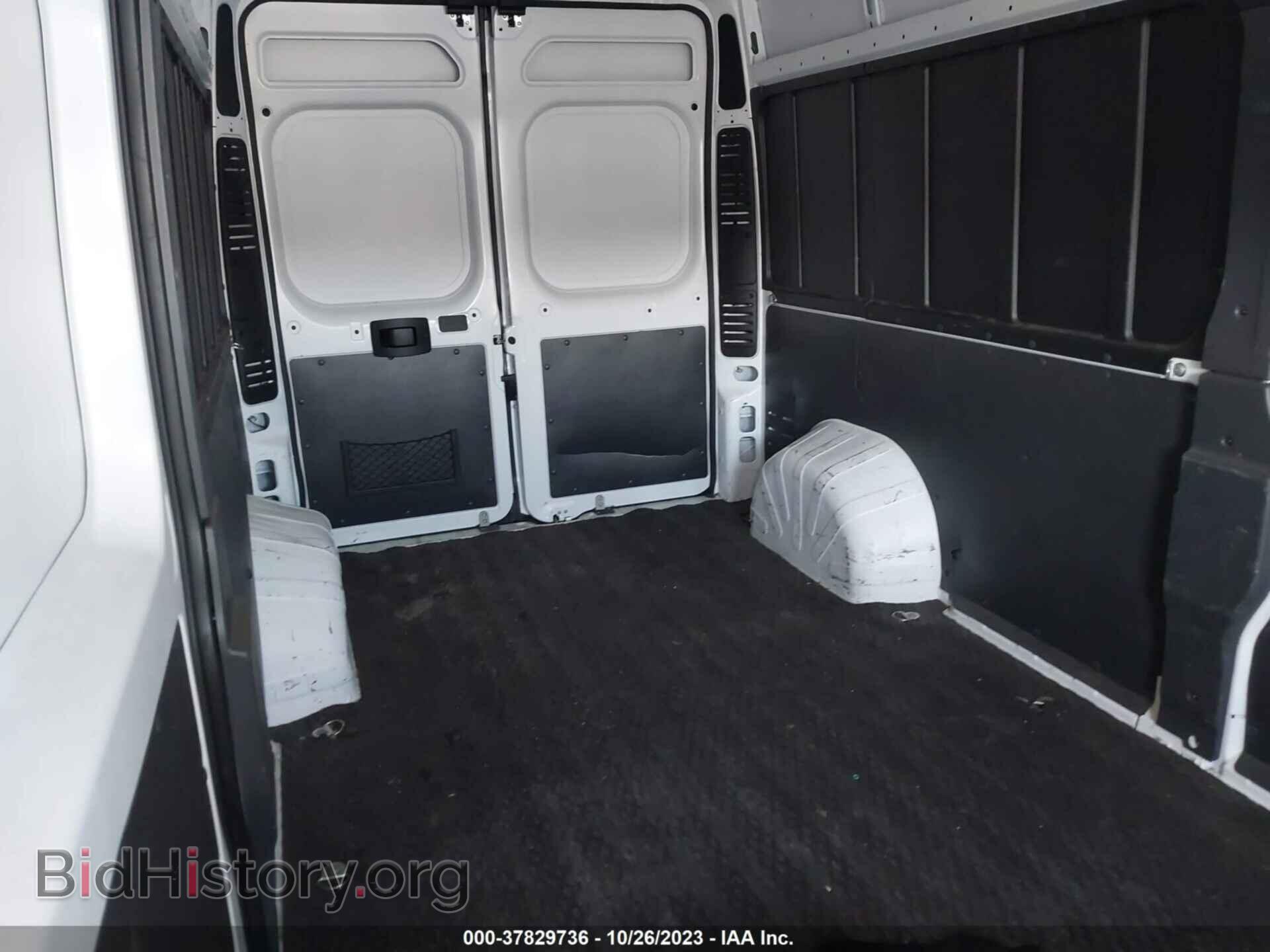 2017 RAM PROMASTER CARGO VAN - VIN: 3C6TRVDG4HE510420 - Фото 8