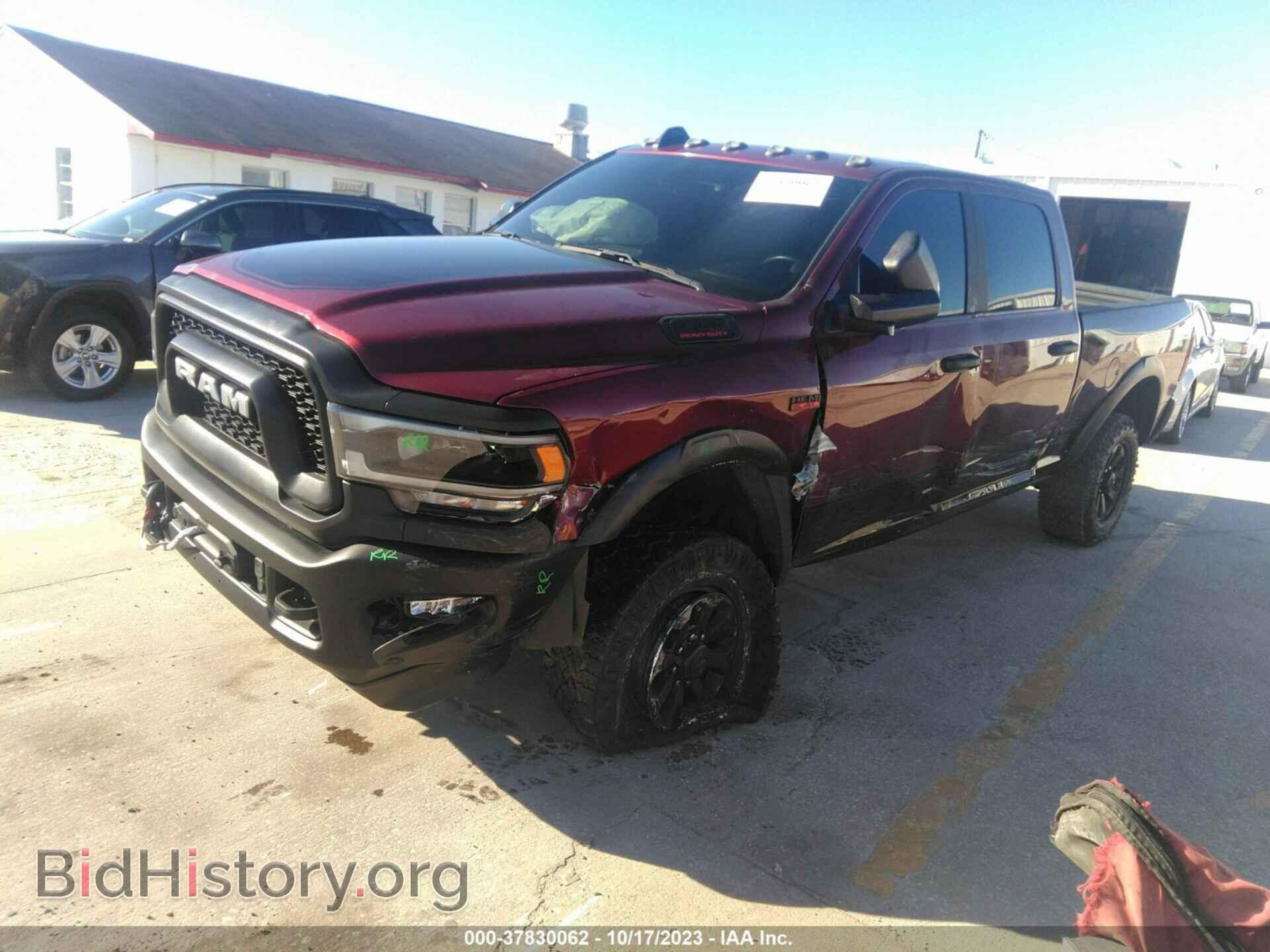 2022 RAM 2500 - VIN: 3C6TR5EJ8NG322042 - Фото 2
