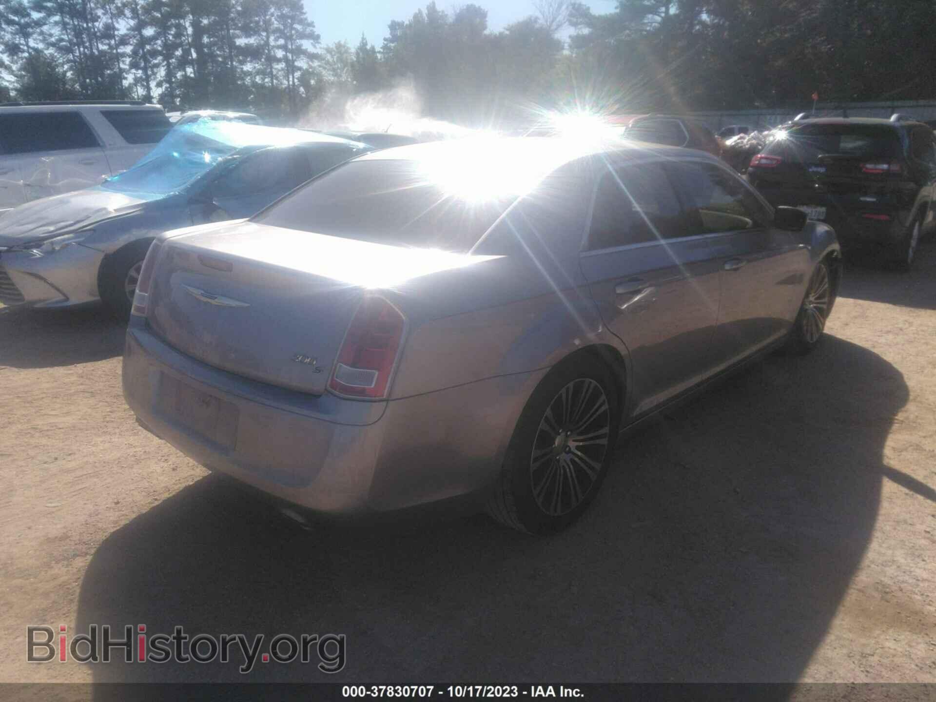 2013 CHRYSLER 300 - VIN: 2C3CCABG3DH707913 - Фото 4