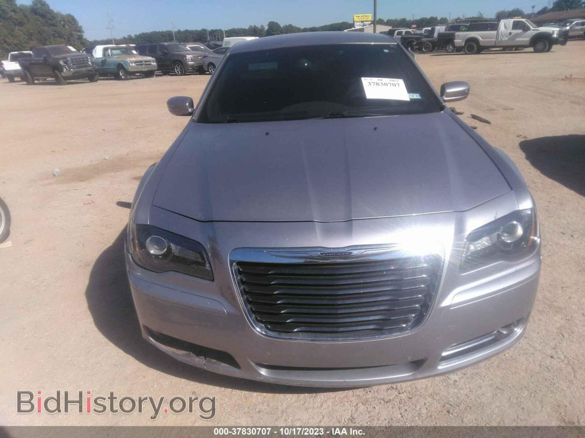 2013 CHRYSLER 300 - VIN: 2C3CCABG3DH707913 - Фото 6