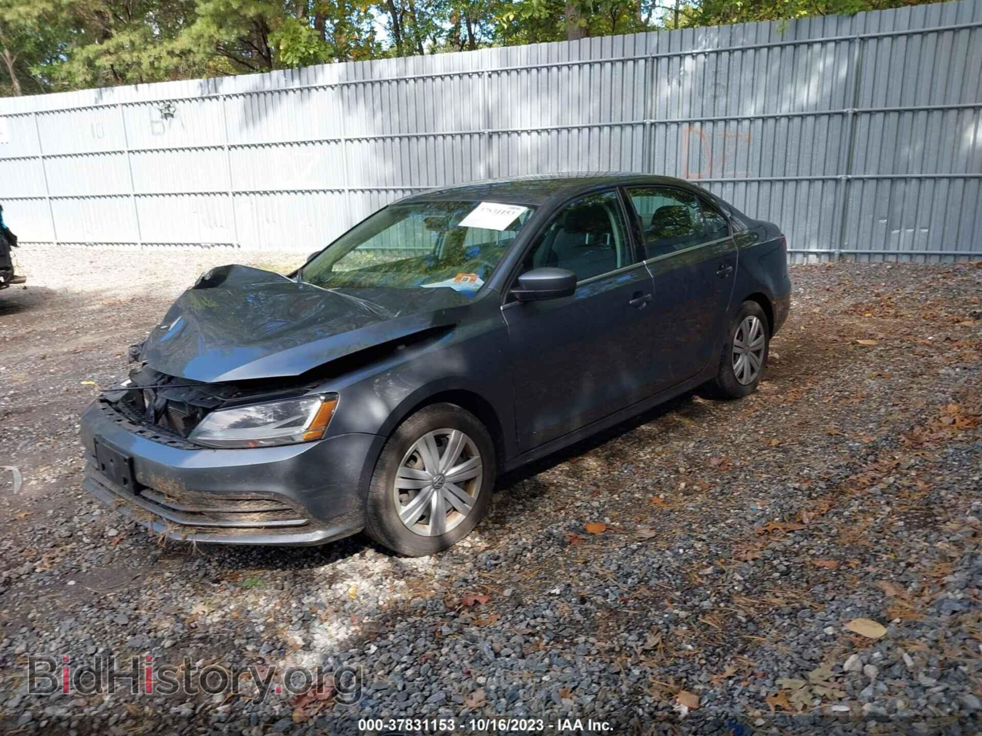 2017 VOLKSWAGEN JETTA - VIN: 3VW2B7AJ2HM292629 - Фото 2