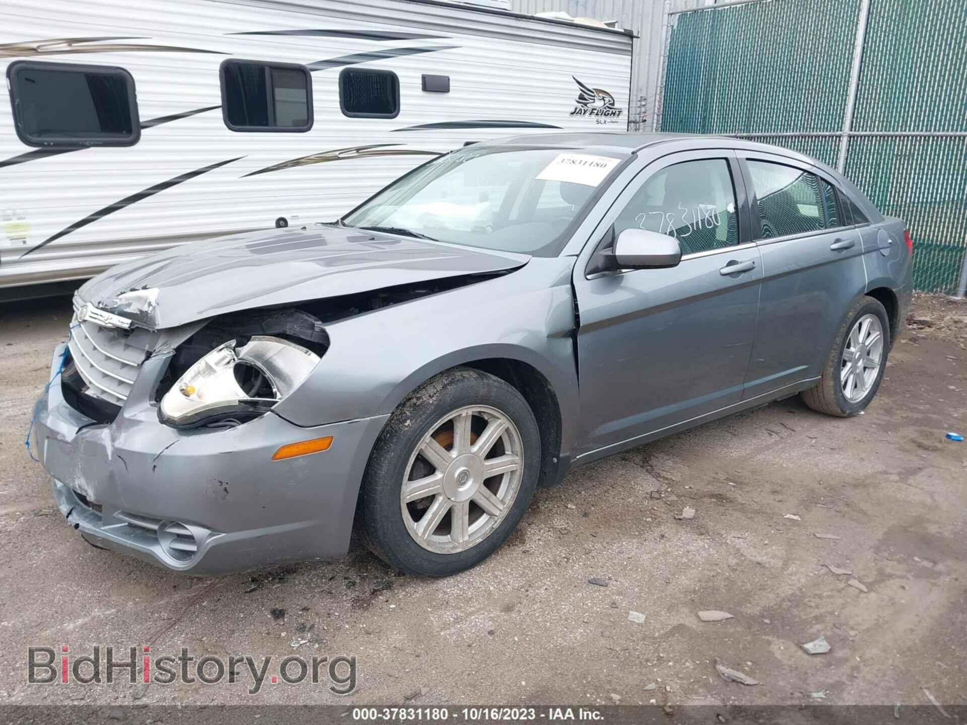 2009 CHRYSLER SEBRING - VIN: 1C3LC56V59N553090 - Фото 2