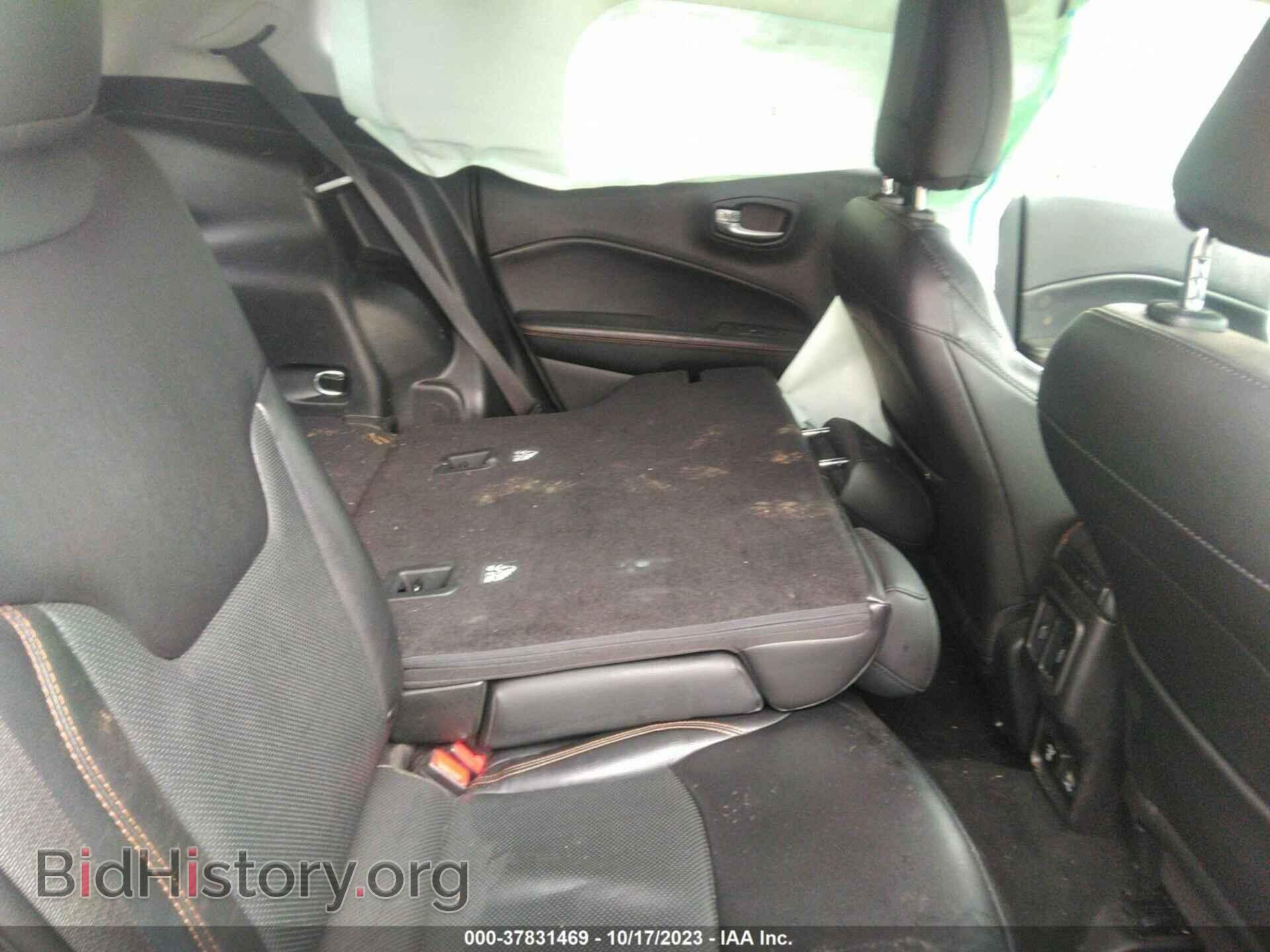 2019 JEEP COMPASS - VIN: 3C4NJDCB1KT787585 - Фото 8