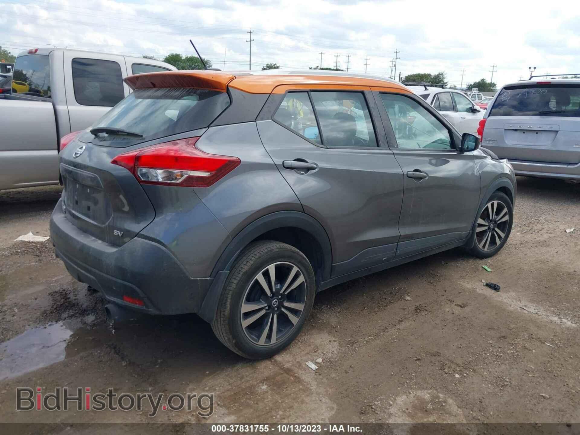 2019 NISSAN KICKS - VIN: 3N1CP5CU3KL566652 - Фото 4