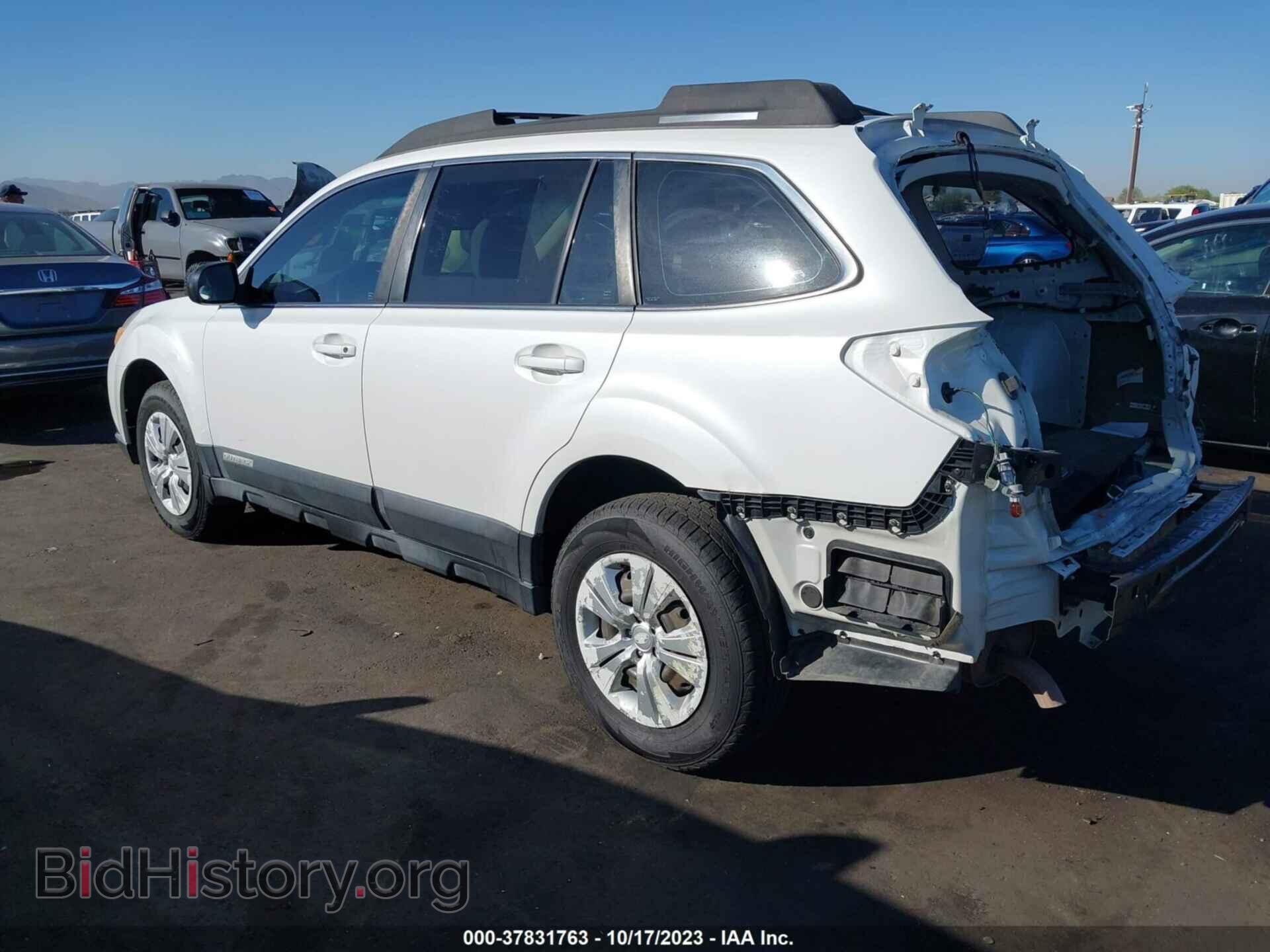 2011 SUBARU OUTBACK - VIN: 4S4BRBAC1B3345036 - Фото 3