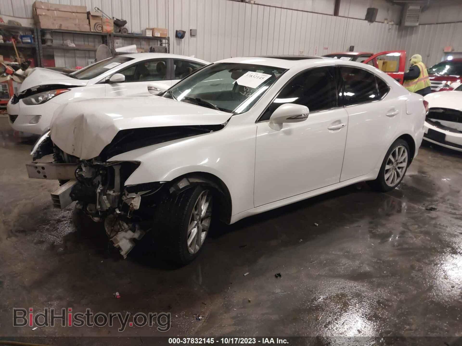 2012 LEXUS IS 250 - VIN: JTHCF5C24C5053294 - Photo 2