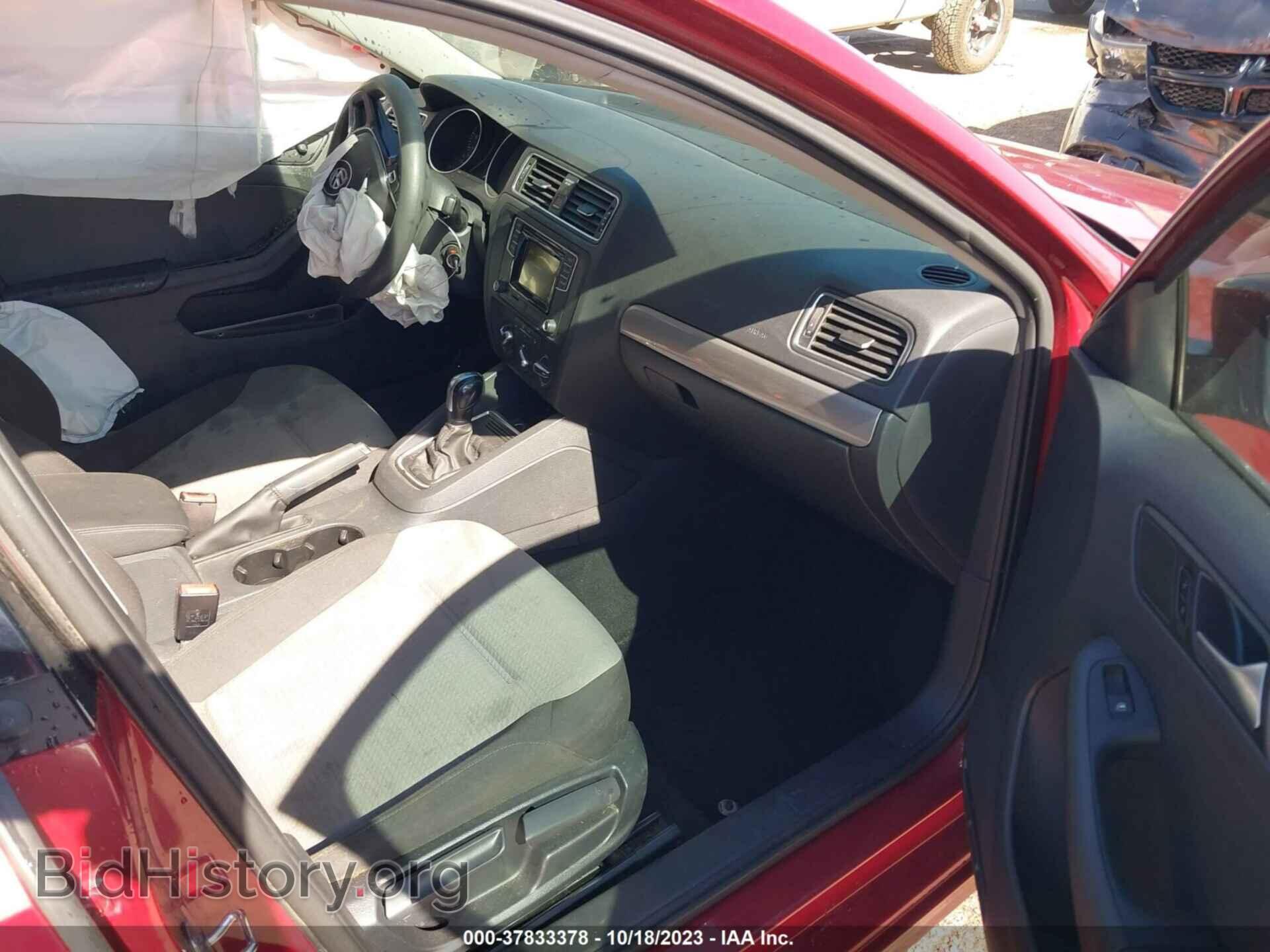 2017 VOLKSWAGEN JETTA - VIN: 3VW2B7AJ3HM362400 - Фото 5