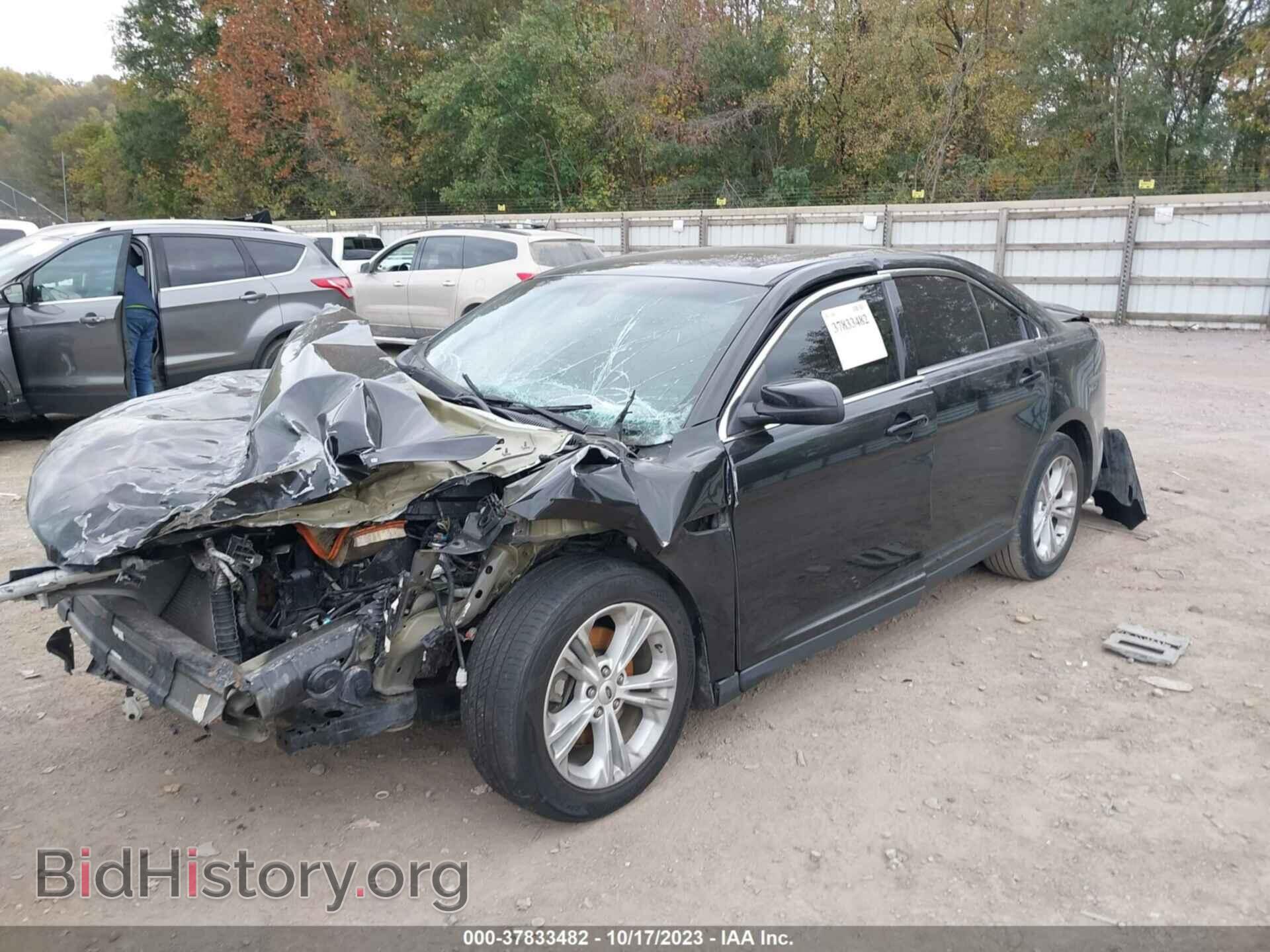 2015 FORD TAURUS - VIN: 1FAHP2E84FG202077 - Photo 2