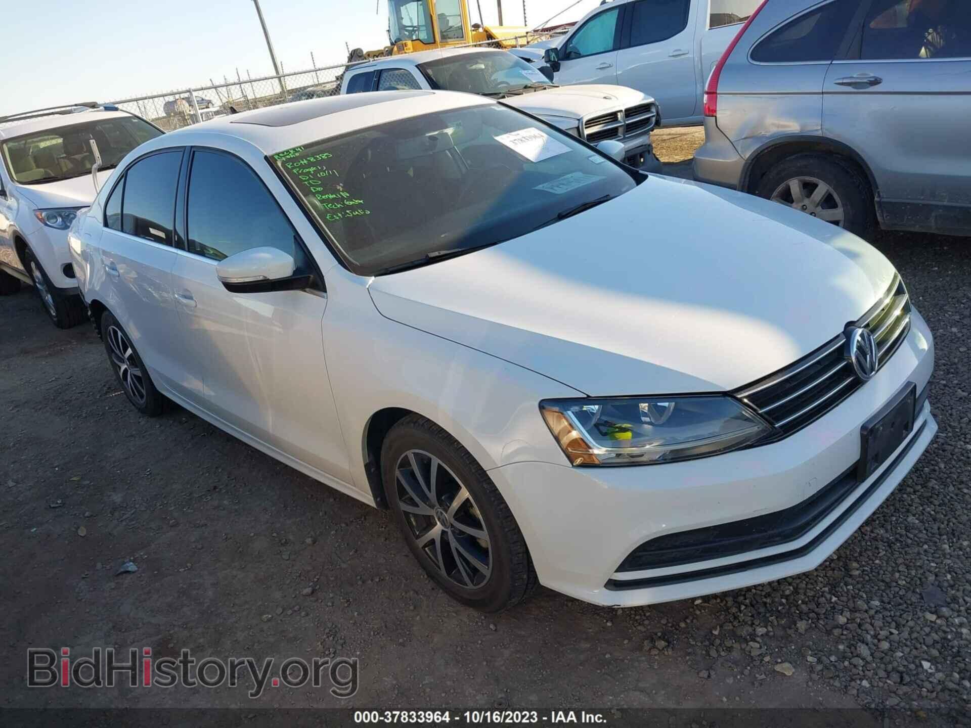 Фотография 3VWDB7AJ3HM321449 - VOLKSWAGEN JETTA 2017