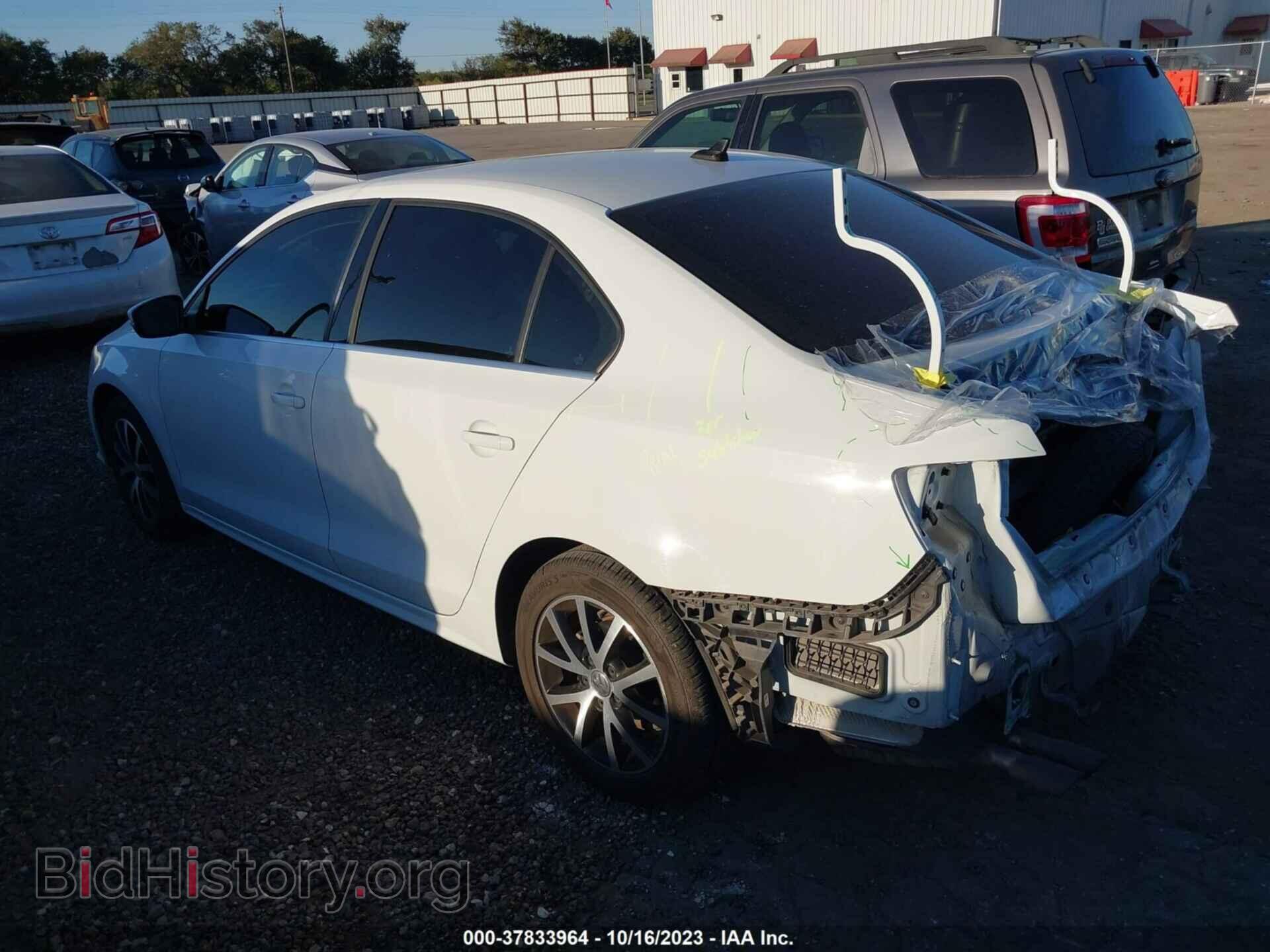 2017 VOLKSWAGEN JETTA - VIN: 3VWDB7AJ3HM321449 - Фото 3