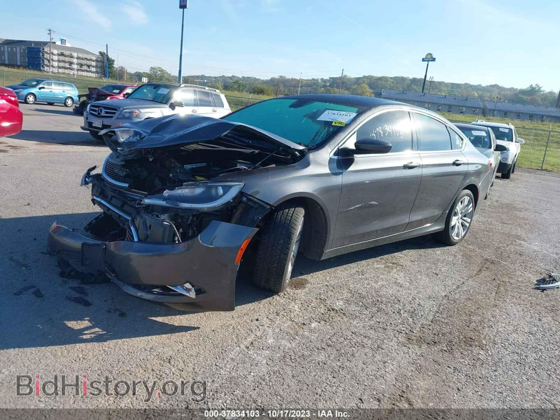2015 CHRYSLER 200 - VIN: 1C3CCCABXFN561585 - Фото 2
