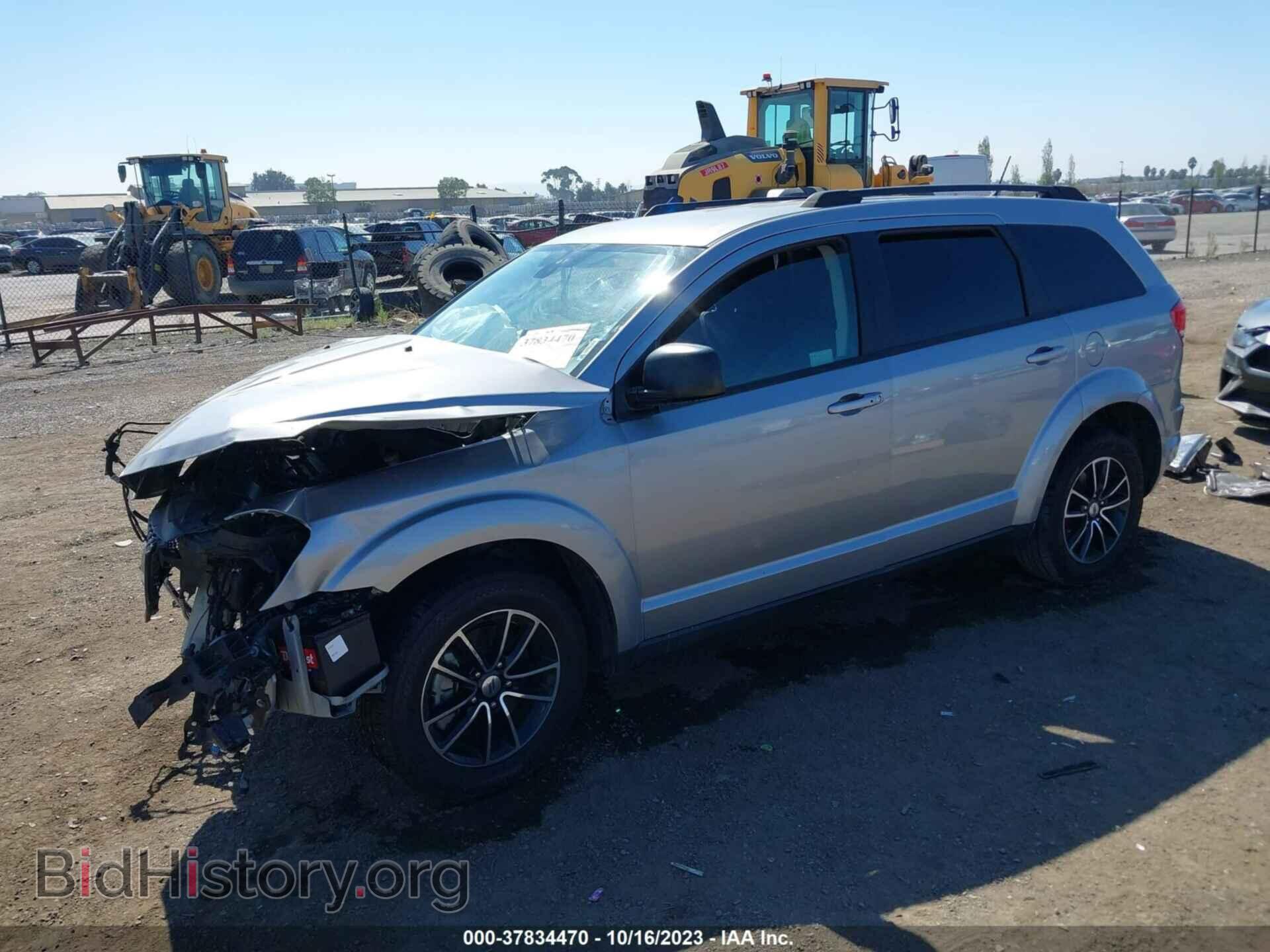 2018 DODGE JOURNEY - VIN: 3C4PDCAB6JT444976 - Фото 2