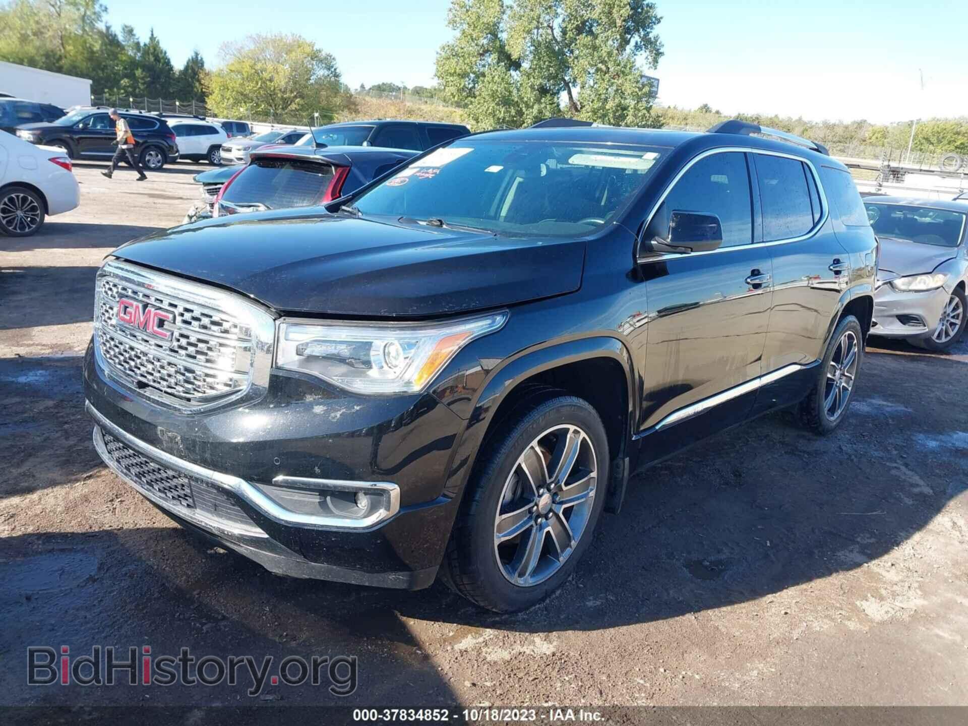 2017 GMC ACADIA - VIN: 1GKKNPLS3HZ133363 - Photo 2