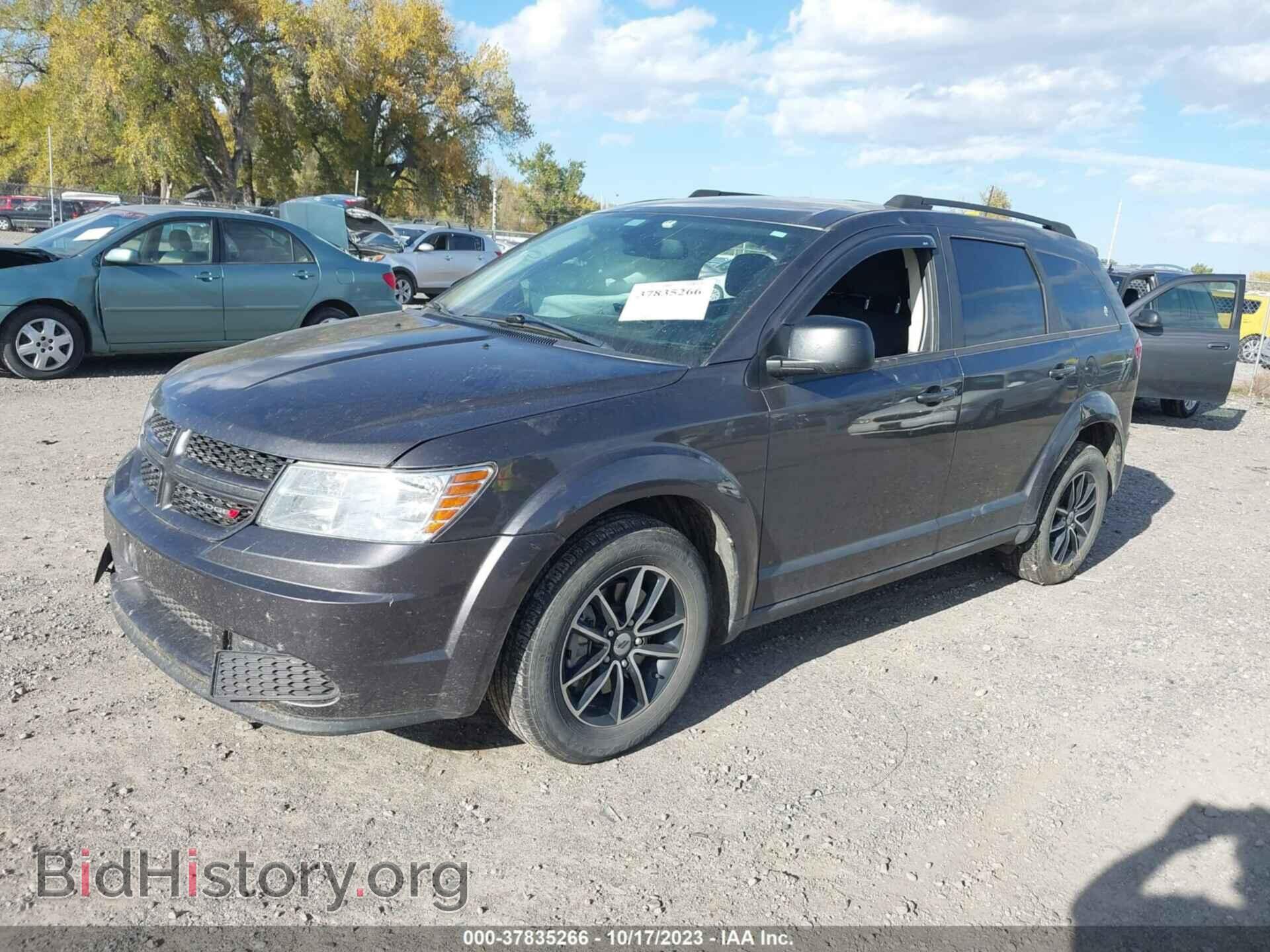 2018 DODGE JOURNEY - VIN: 3C4PDCAB3JT526809 - Photo 2