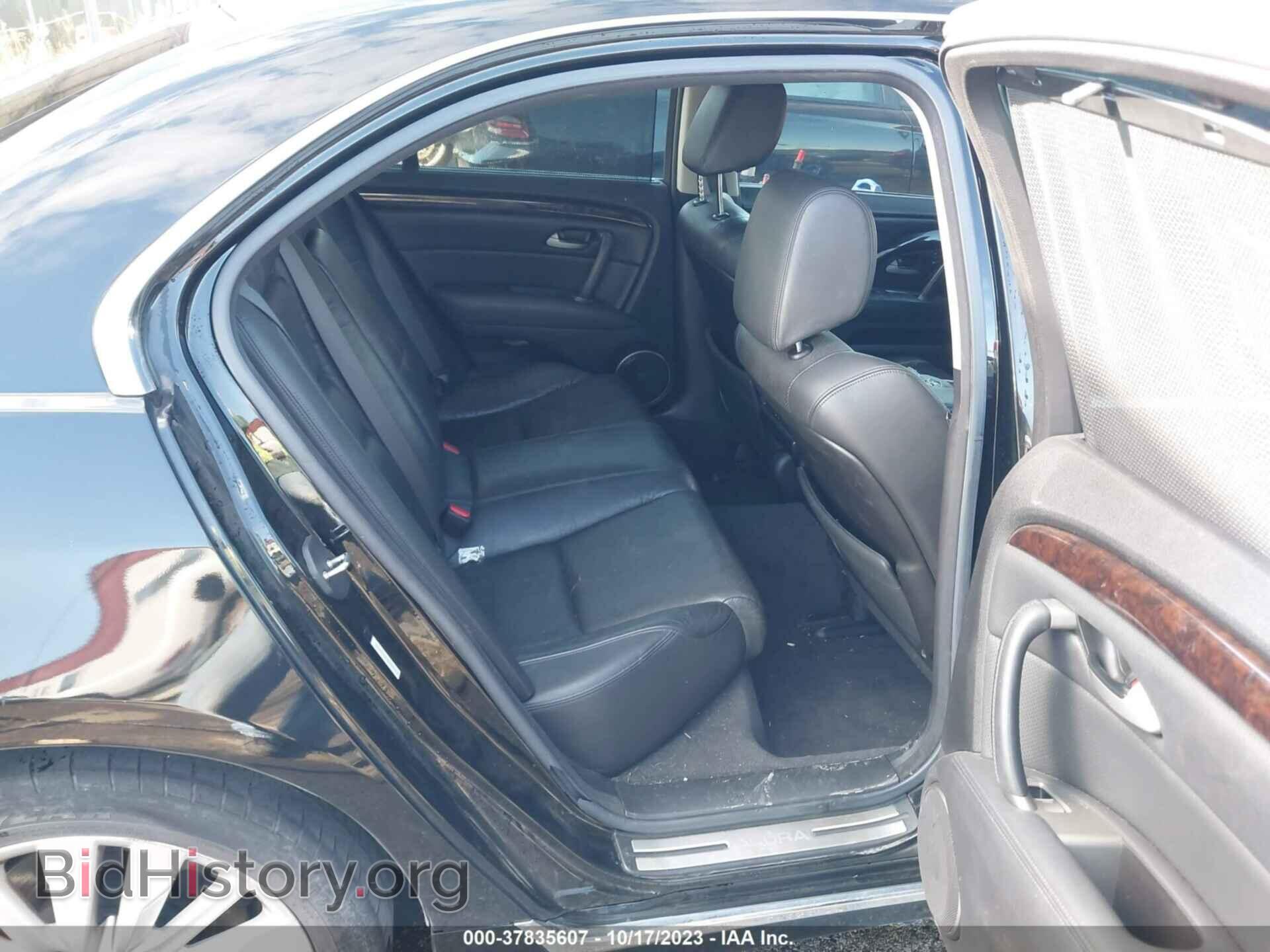 2011 ACURA RL - VIN: JH4KB2F61BC000311 - Фото 8