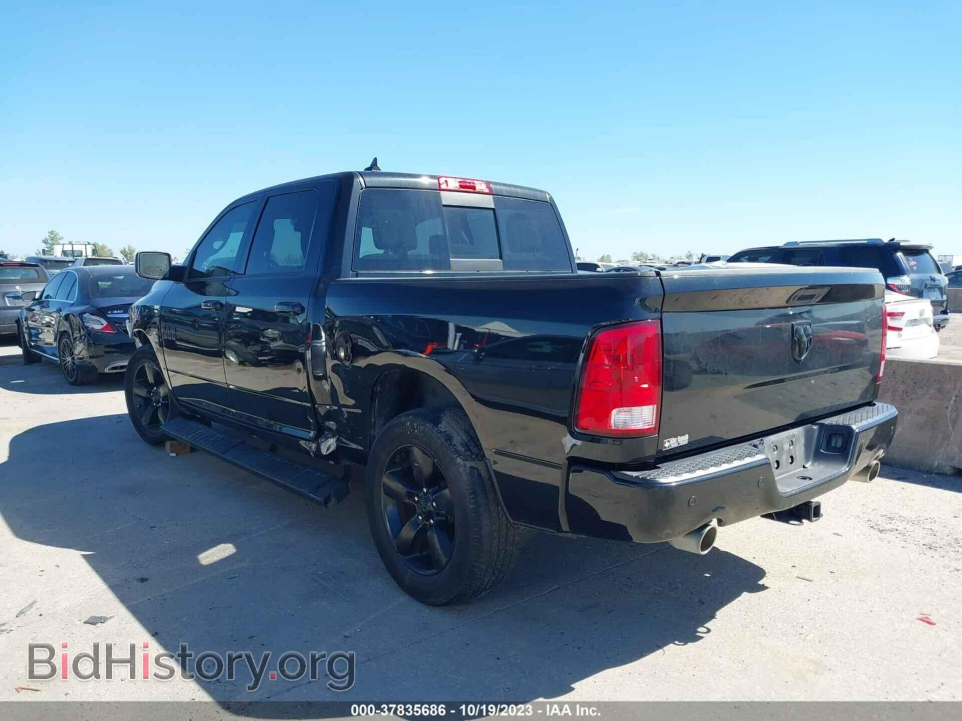 2018 RAM 1500 - VIN: 1C6RR6LT8JS333713 - Фото 3