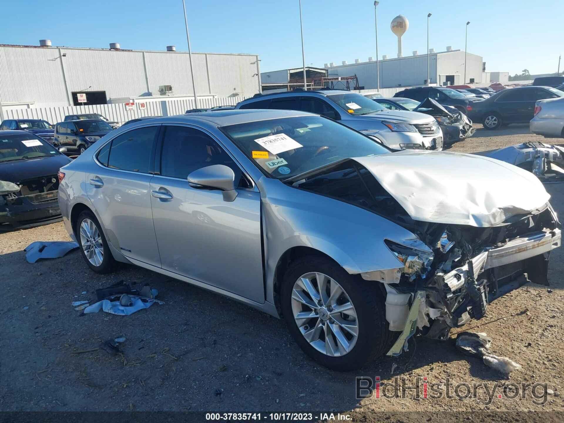 Photo JTHBW1GG7D2000831 - LEXUS ES 300H 2013