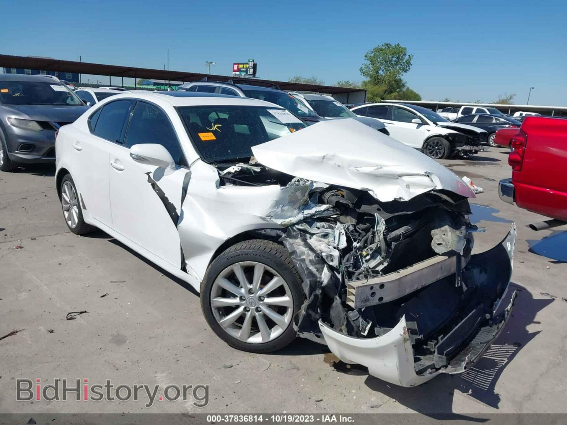 Photo JTHCF5C23A2034587 - LEXUS IS 250 2010