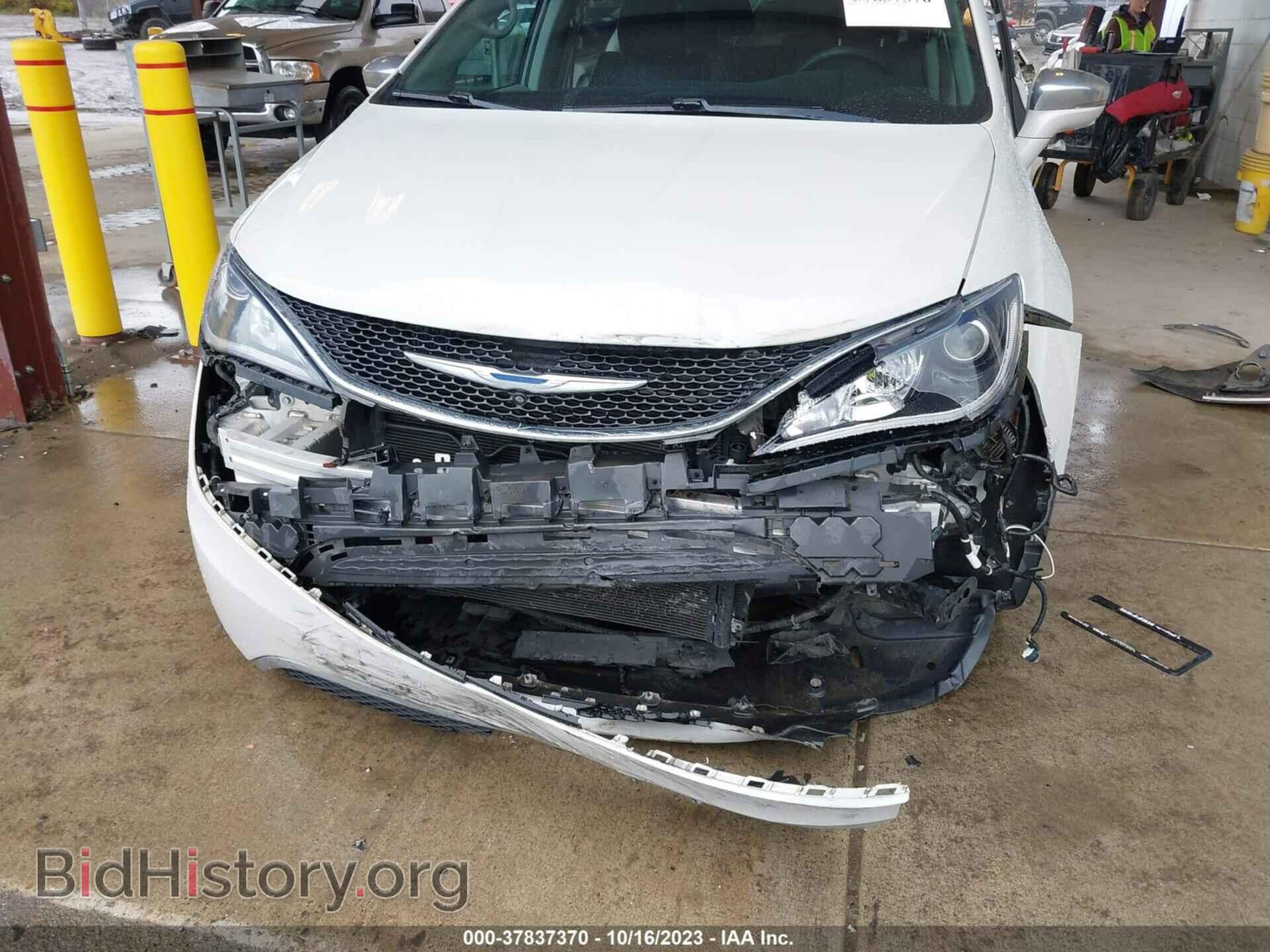 2017 CHRYSLER PACIFICA - VIN: 2C4RC1GGXHR748148 - Фото 6