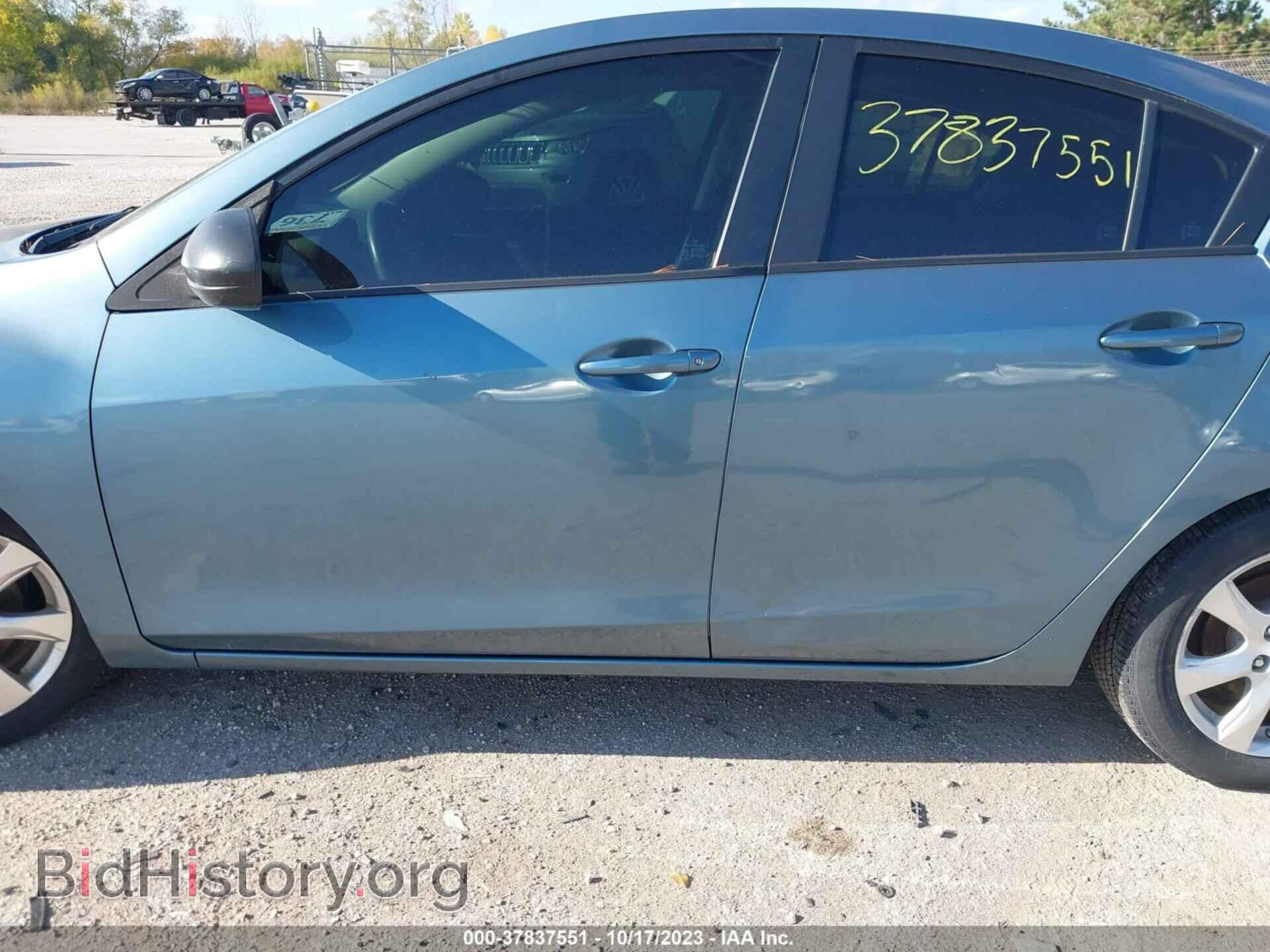 2011 MAZDA MAZDA3 - VIN: JM1BL1VF9B1427810 - Фото 6