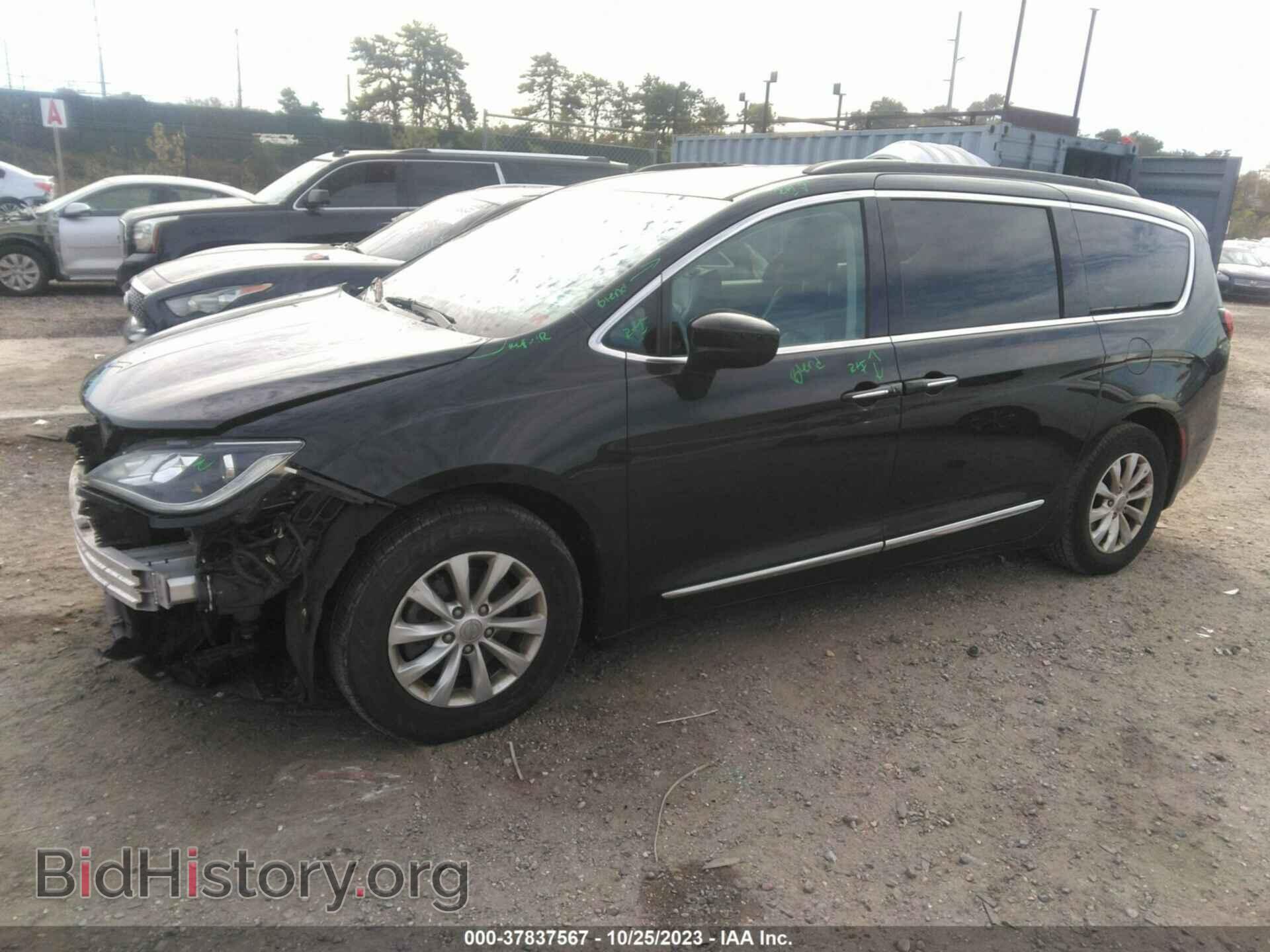 2017 CHRYSLER PACIFICA - VIN: 2C4RC1BGXHR524739 - Фото 2