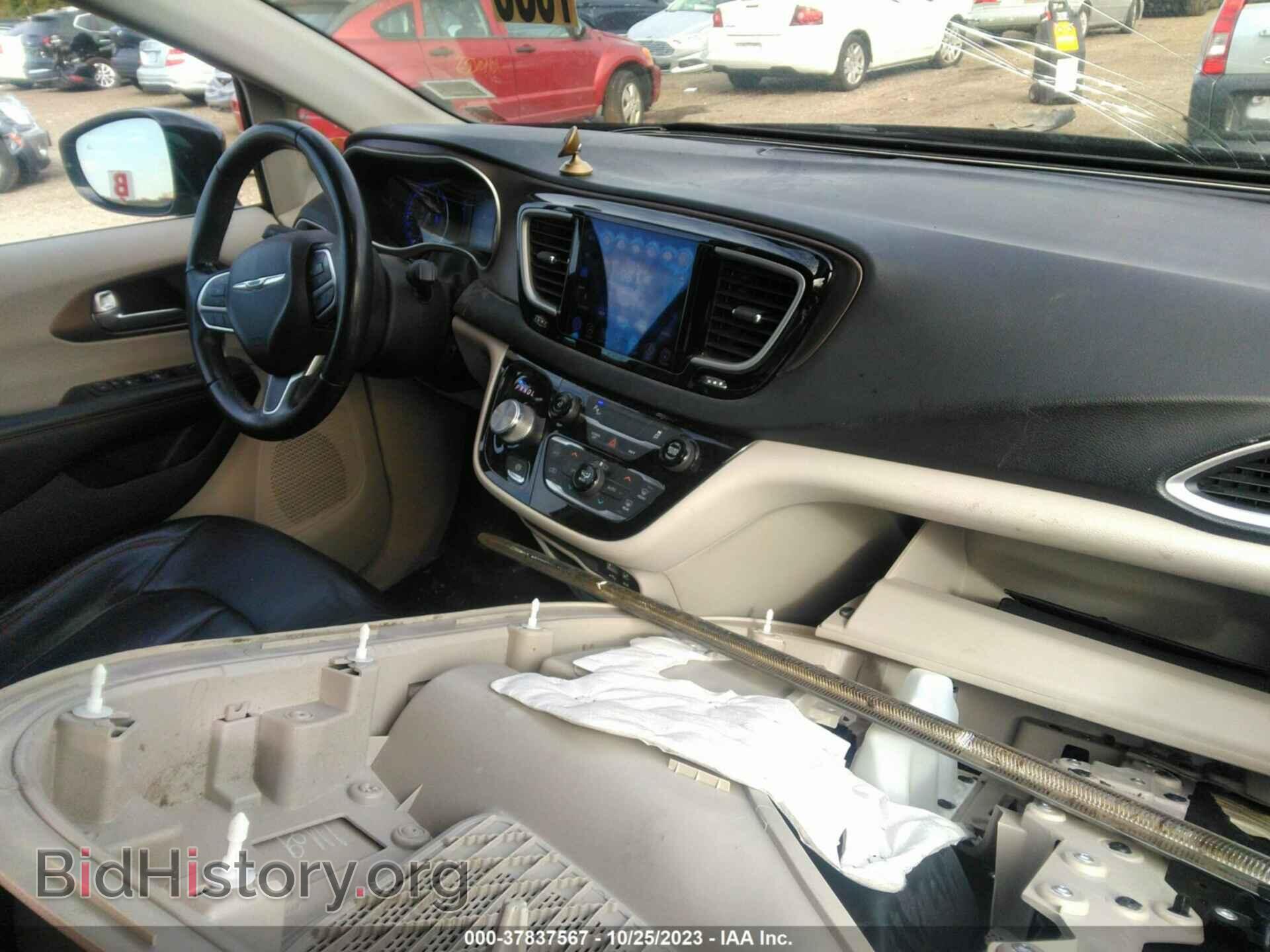2017 CHRYSLER PACIFICA - VIN: 2C4RC1BGXHR524739 - Фото 5