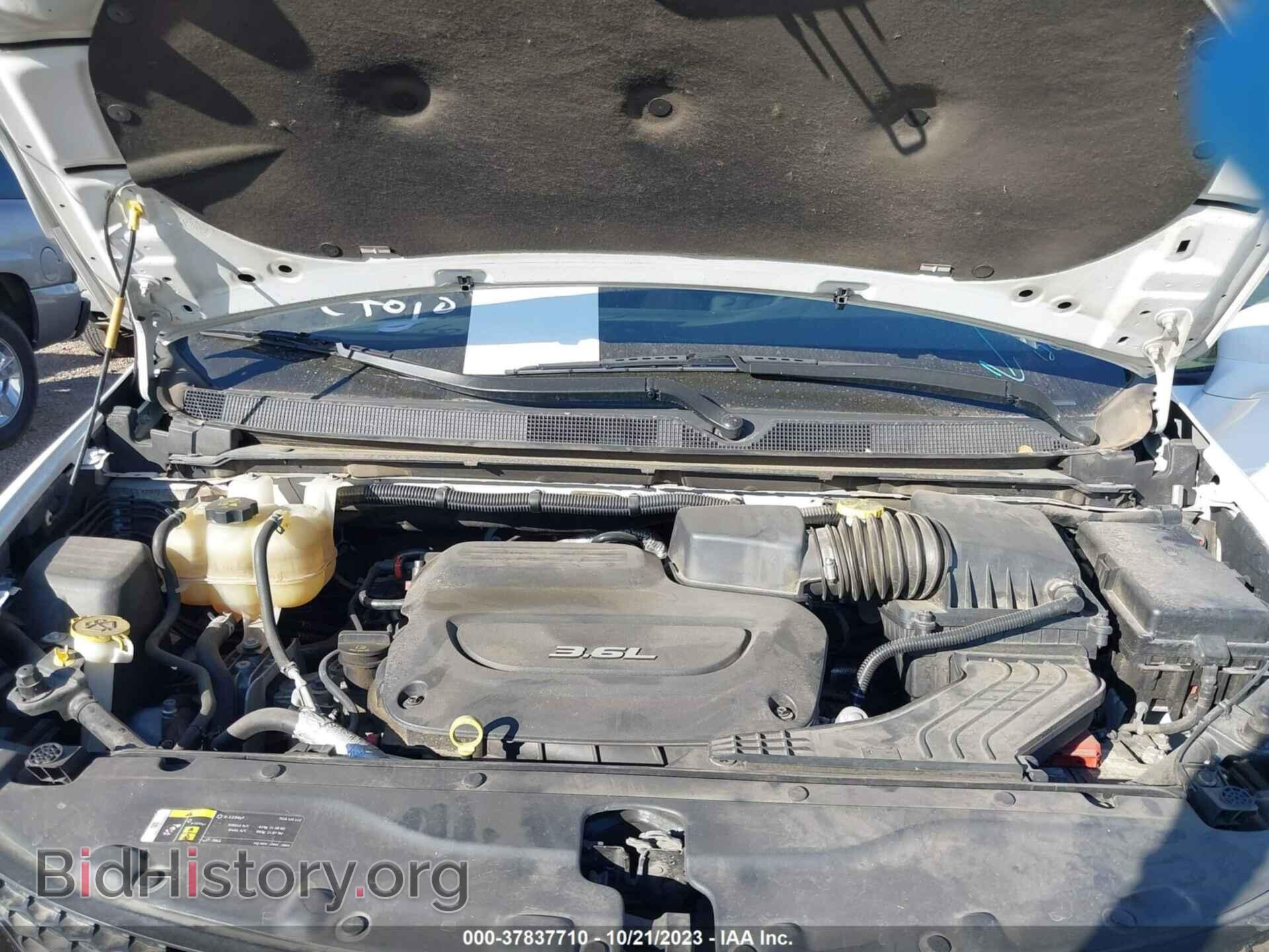 2018 CHRYSLER PACIFICA - VIN: 2C4RC1FG9JR198111 - Photo 10