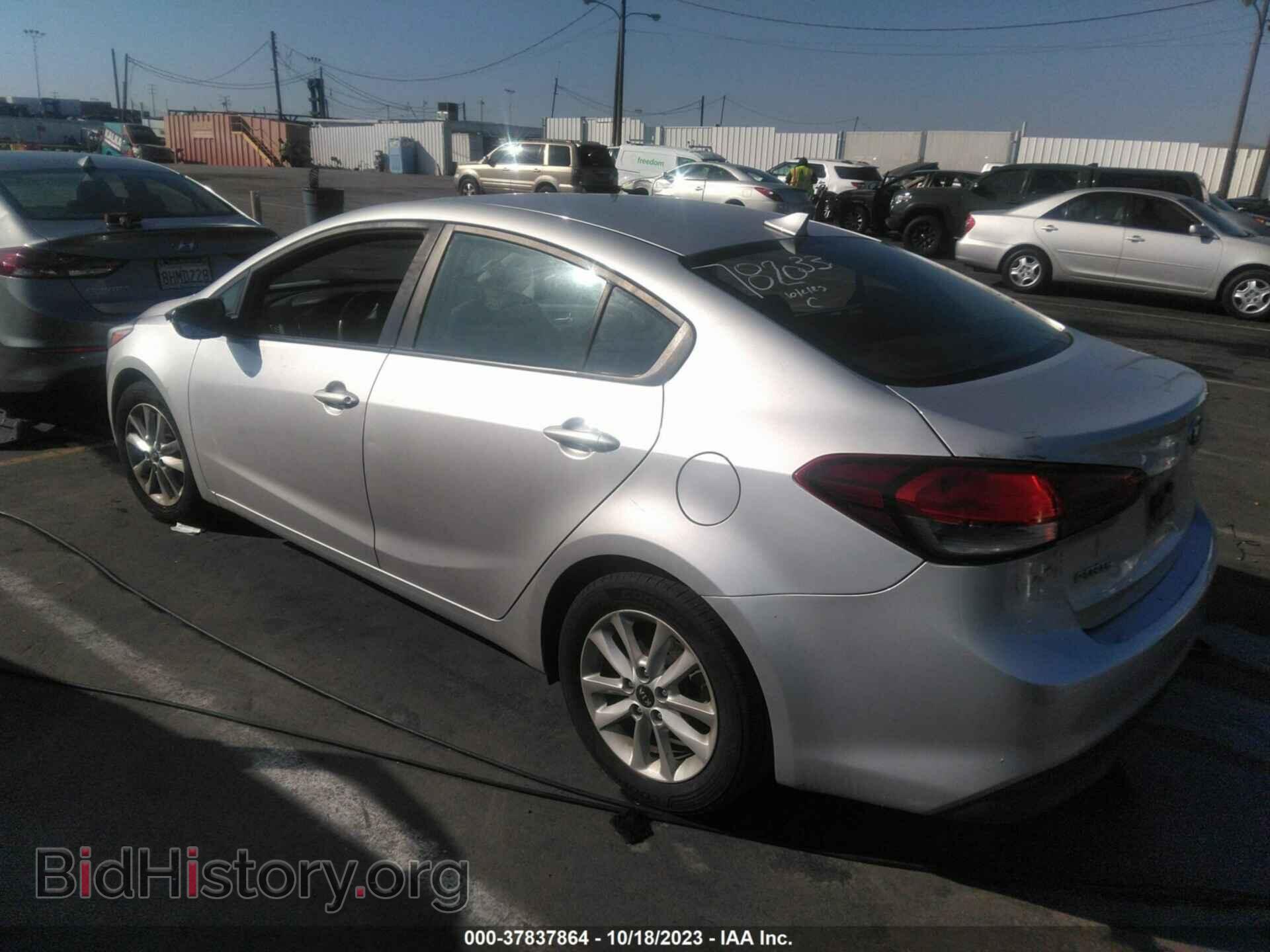 2017 KIA FORTE - VIN: 3KPFL4A75HE021627 - Фото 3