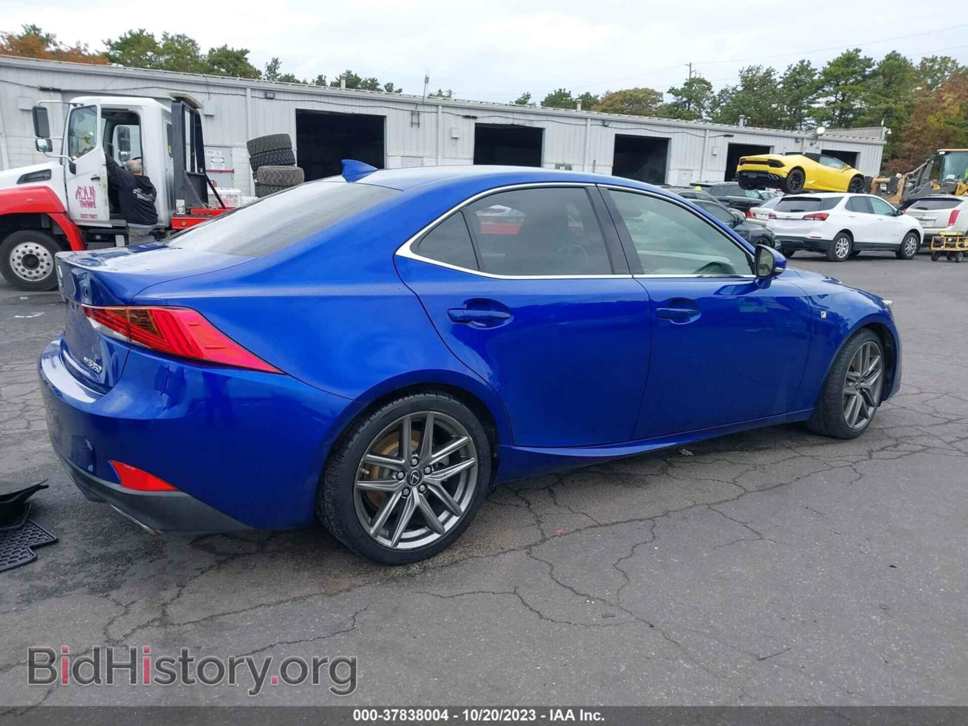 2017 LEXUS IS - VIN: JTHCE1D29H5013004 - Фото 4