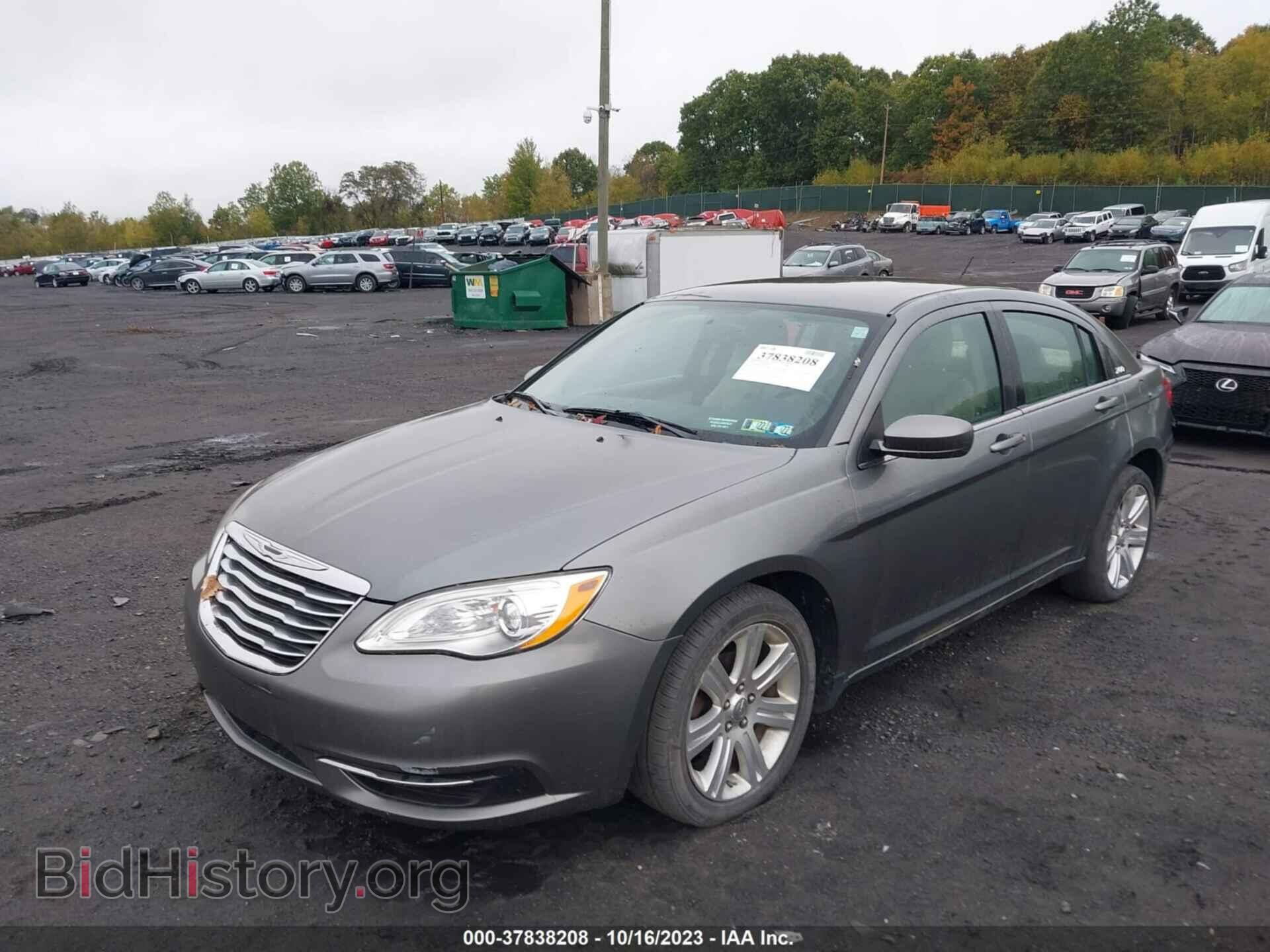 2012 CHRYSLER 200 - VIN: 1C3CCBBG9CN120417 - Фото 2