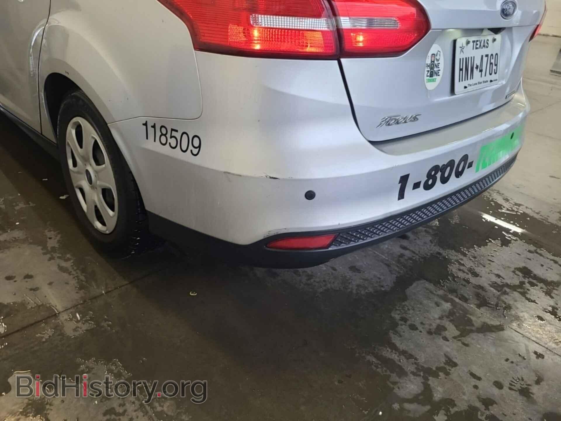 2016 FORD FOCUS - VIN: 1FADP3E26GL366021 - Фото 2