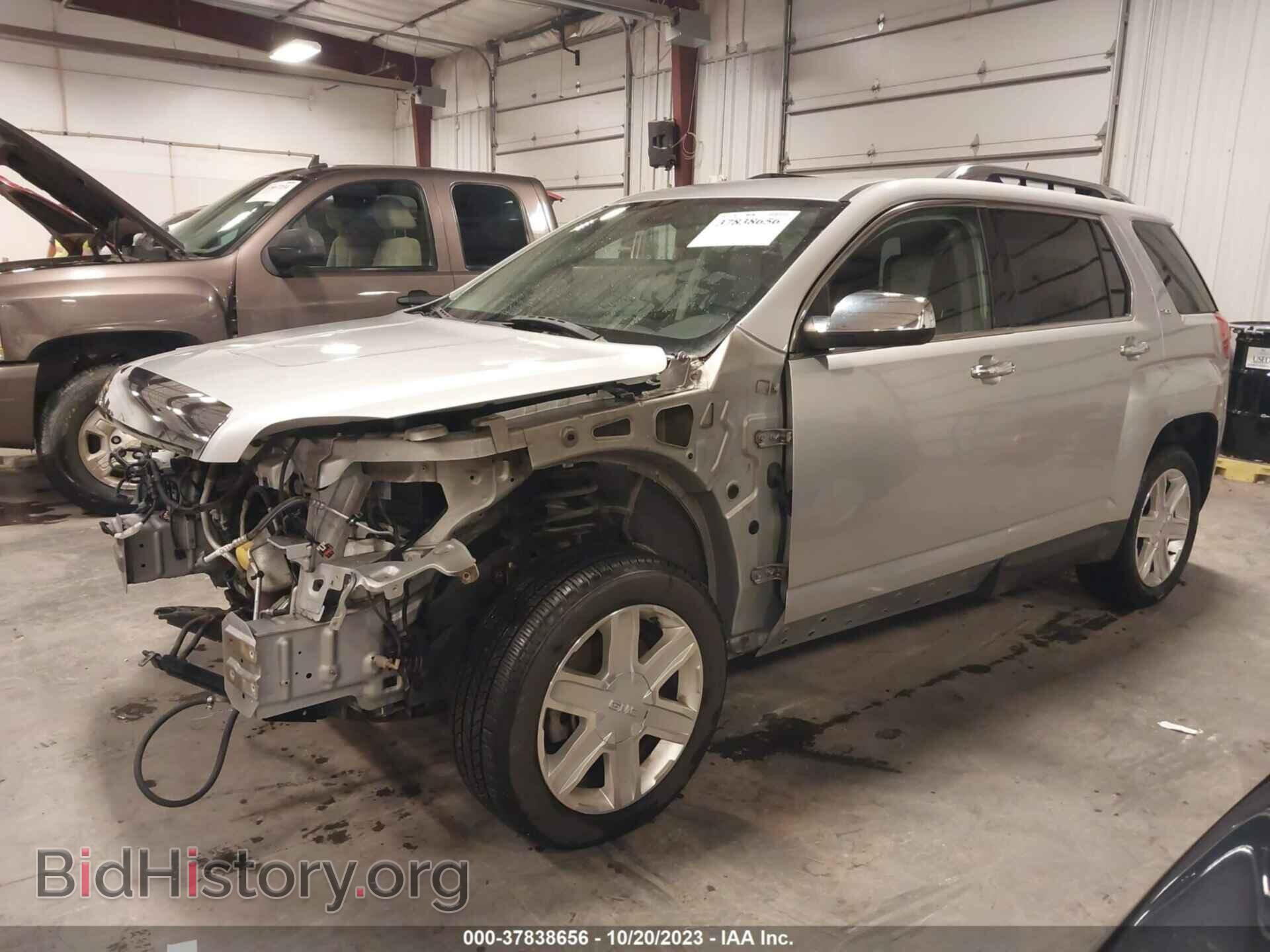 2011 GMC TERRAIN - VIN: 2CTFLXE5XB6268213 - Фото 2