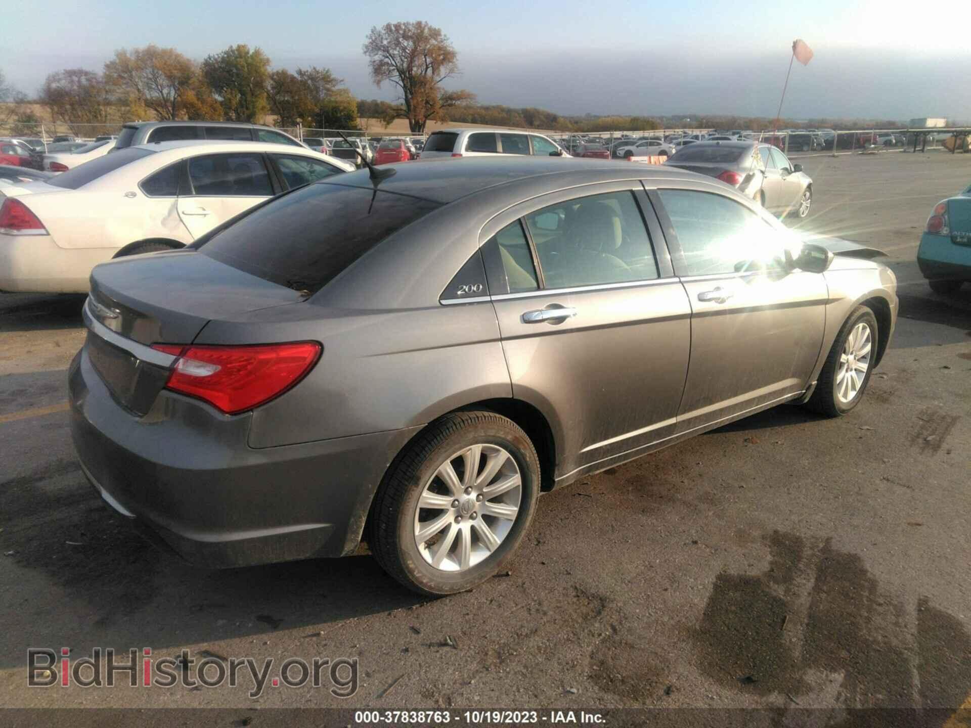 2012 CHRYSLER 200 - VIN: 1C3CCBBB2CN154994 - Photo 4