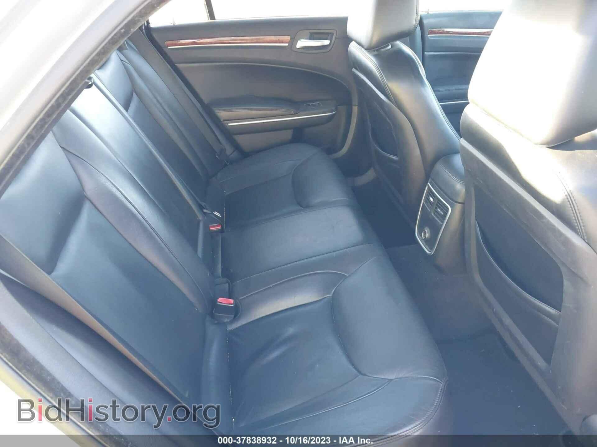 2012 CHRYSLER 300 - VIN: 2C3CCACG7CH308242 - Фото 8