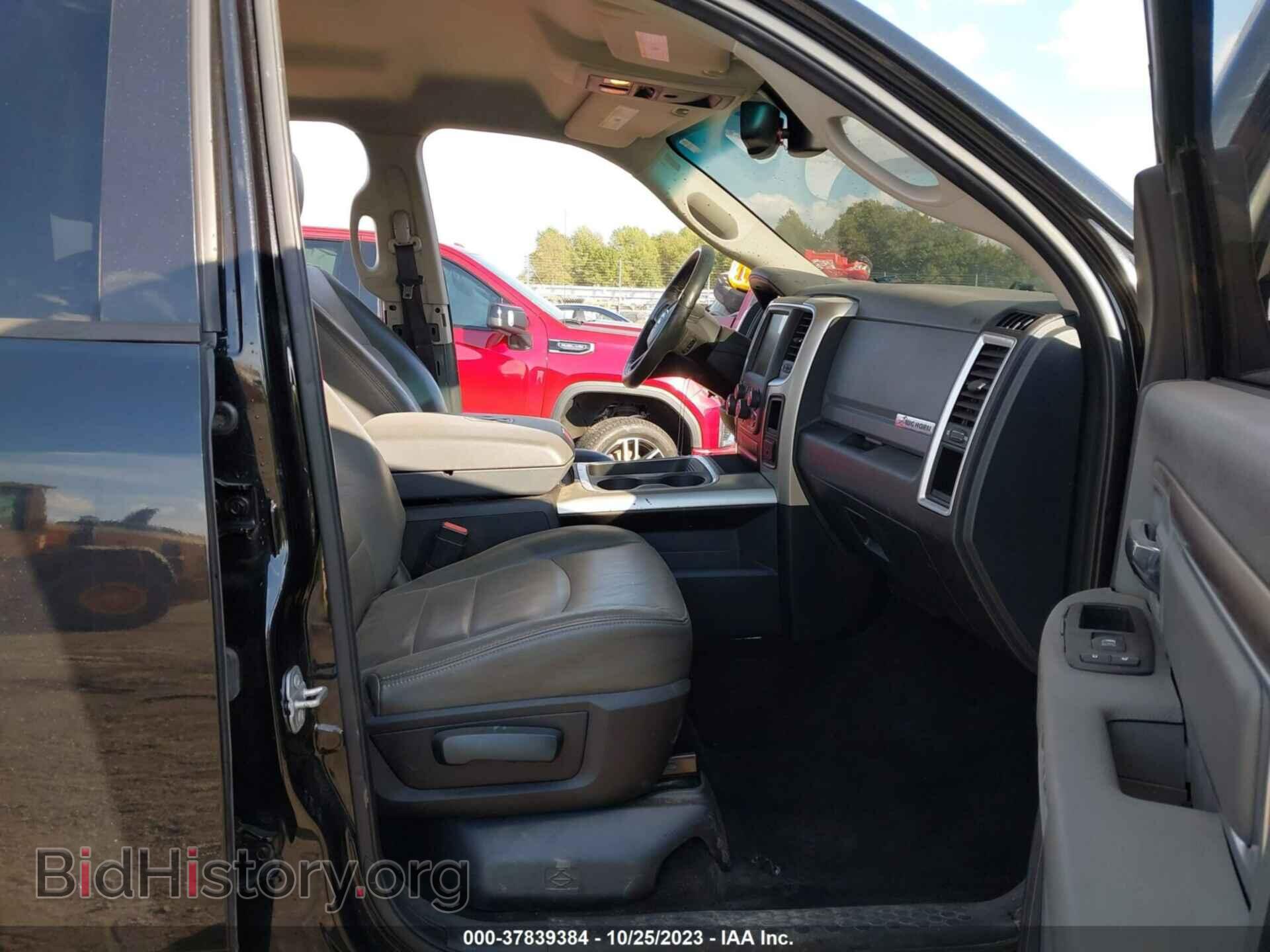 2016 RAM 1500 - VIN: 3C6RR7LT8GG131721 - Фото 5