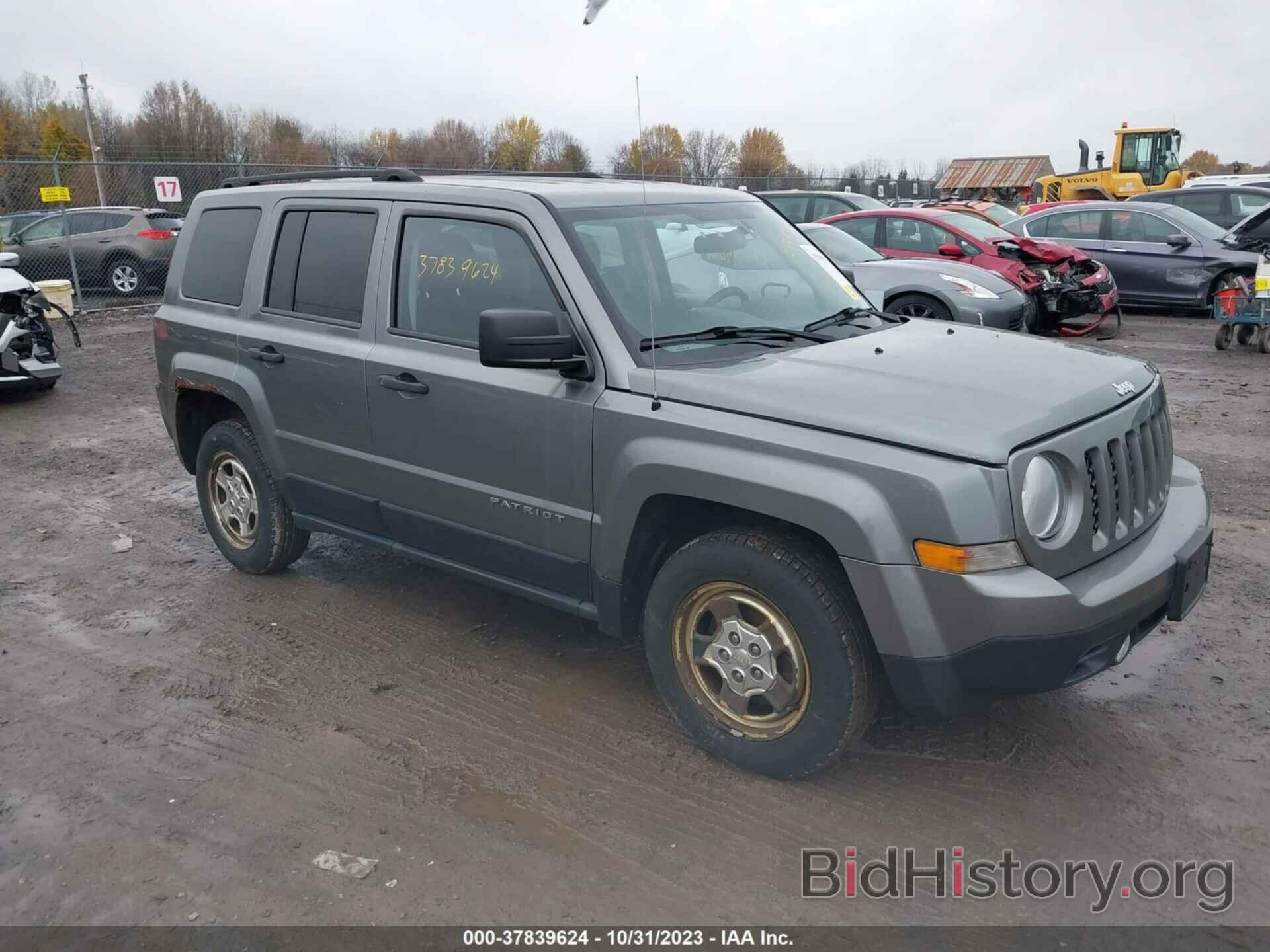 Photo 1C4NJPBA7DD186961 - JEEP PATRIOT 2013