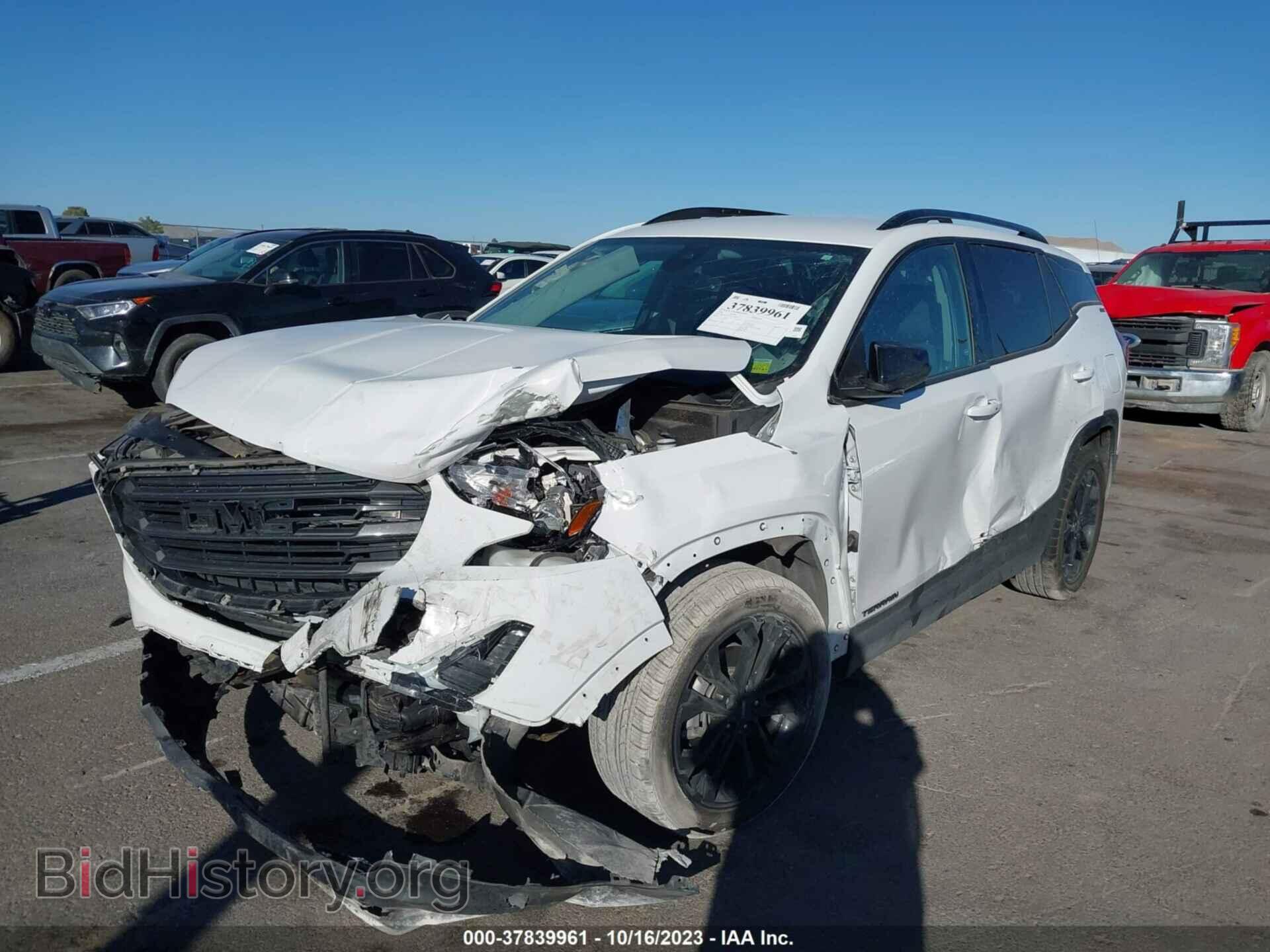 2020 GMC TERRAIN - VIN: 3GKALMEV4LL206439 - Фото 2