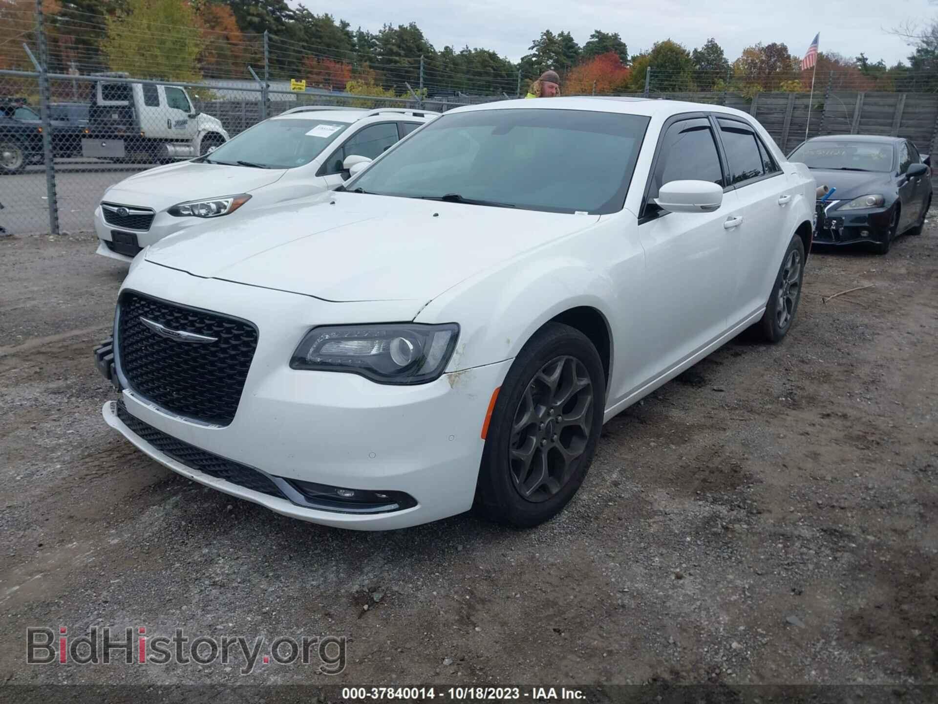 2017 CHRYSLER 300 - VIN: 2C3CCAGG7HH648122 - Photo 2