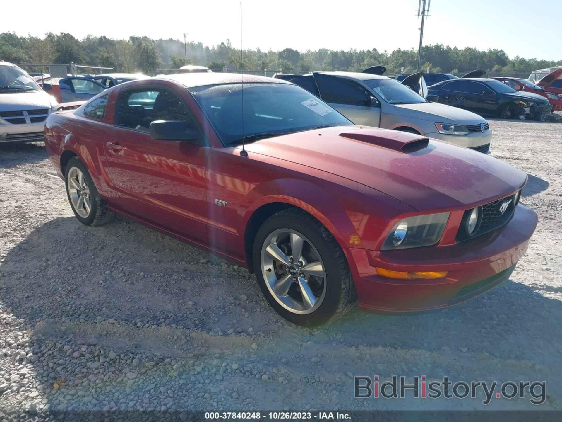 Photo 1ZVFT82H775250140 - FORD MUSTANG 2007