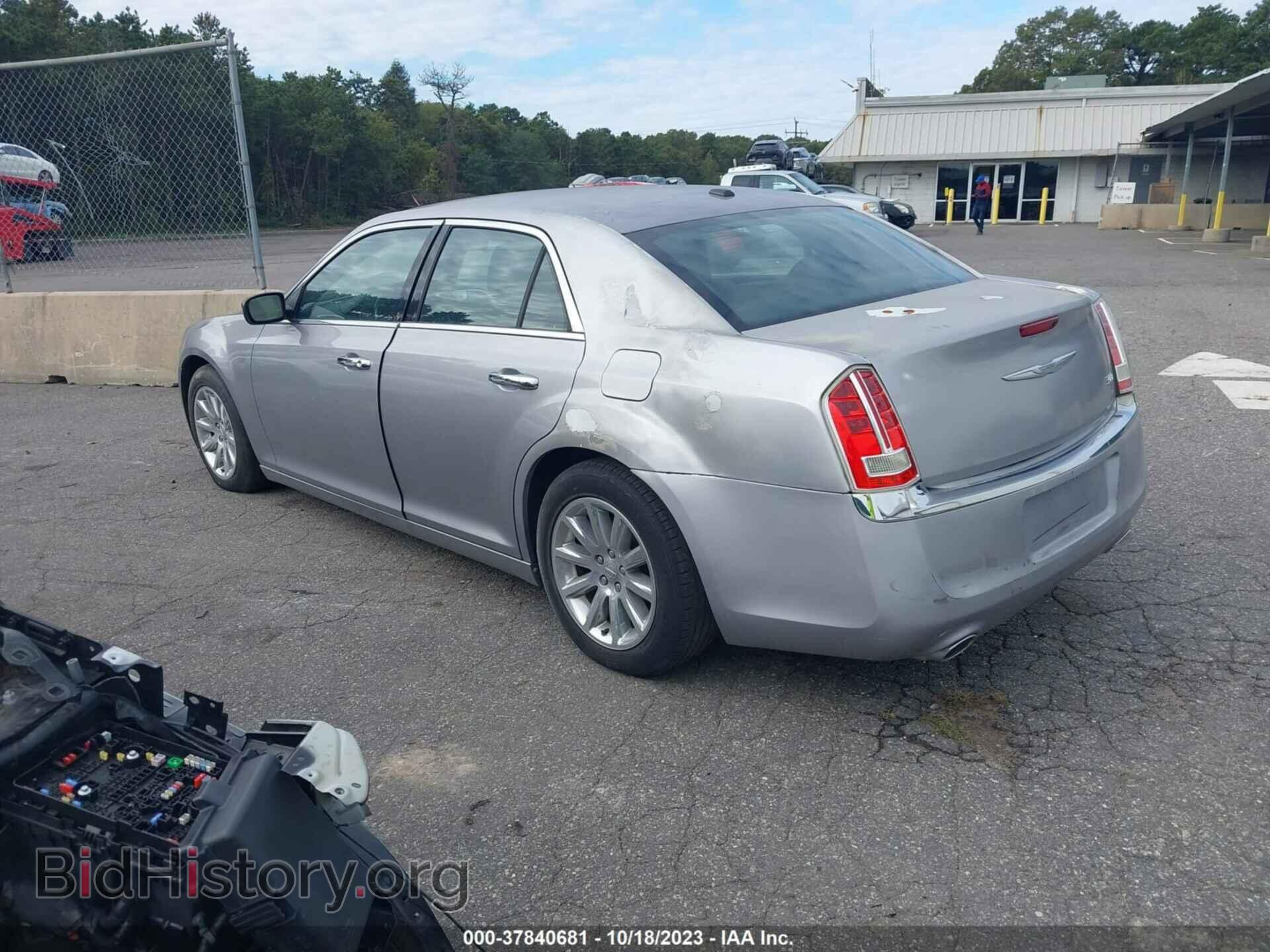 2013 CHRYSLER 300C - VIN: 2C3CCAET8DH661715 - Фото 3