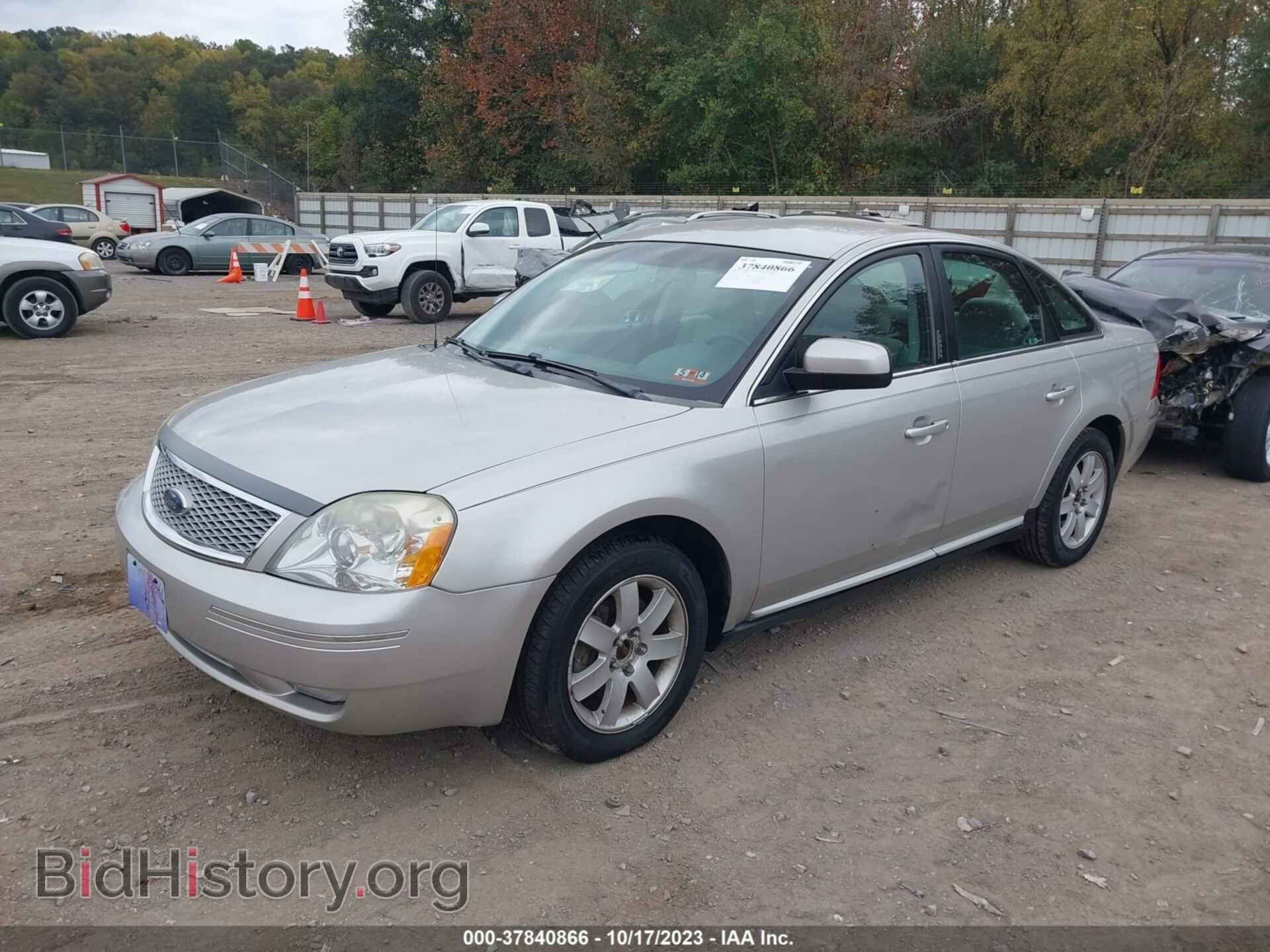 2007 FORD FIVE HUNDRED - VIN: 1FAHP27197G128396 - Photo 2