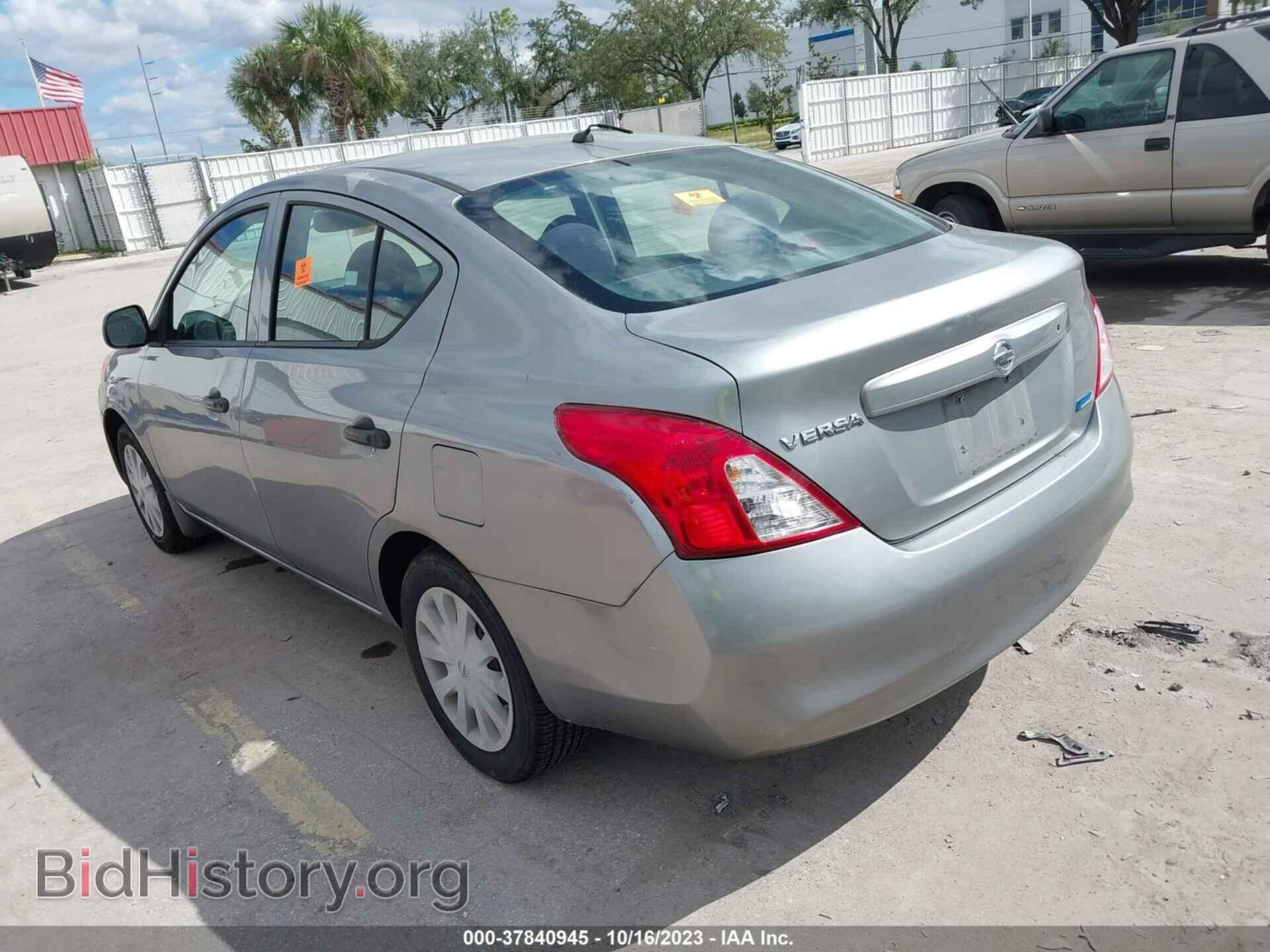 2012 NISSAN VERSA - VIN: 3N1CN7APXCL861795 - Фото 3