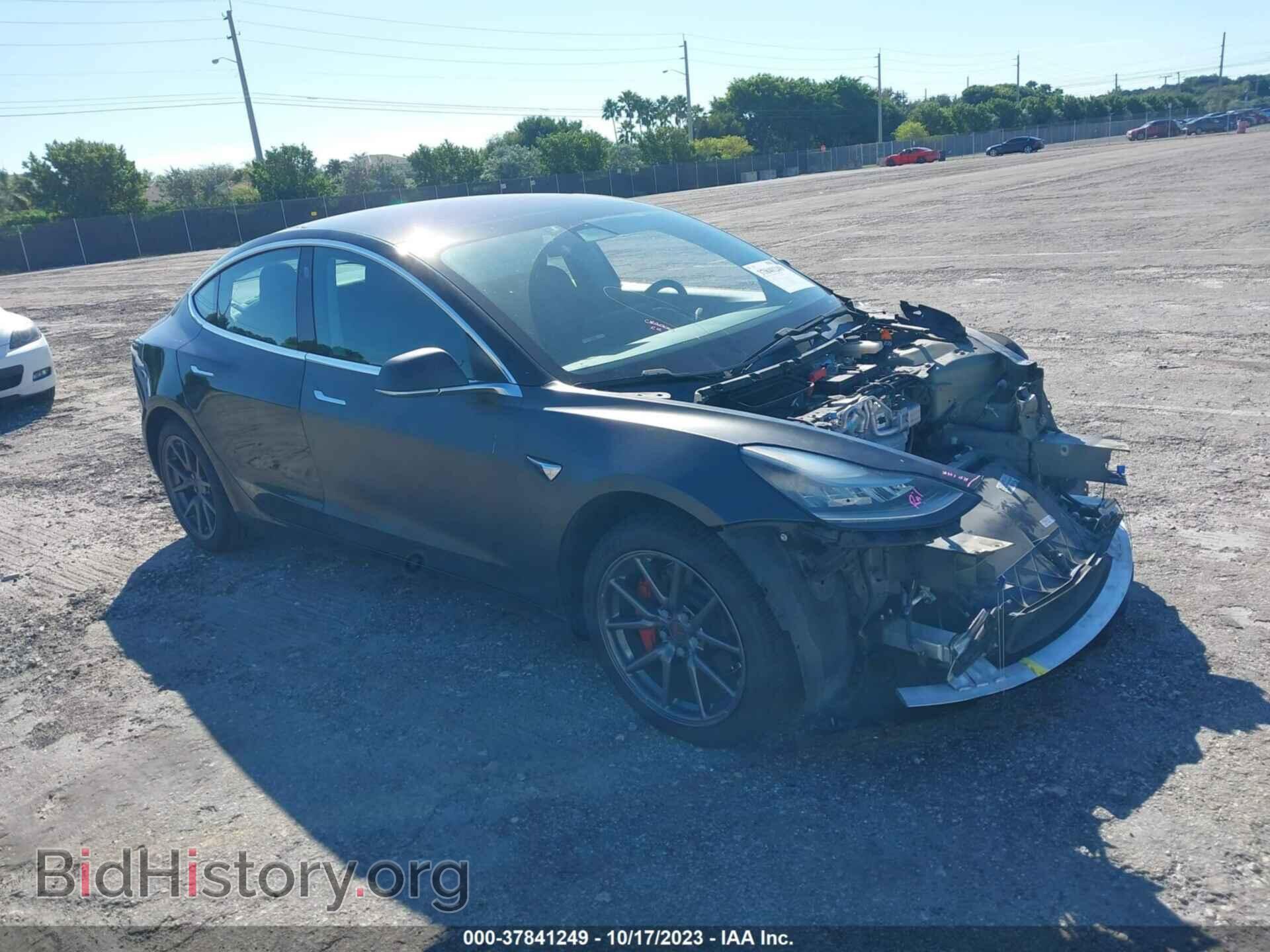 Photo 5YJ3E1EA2JF152631 - TESLA MODEL 3 2018