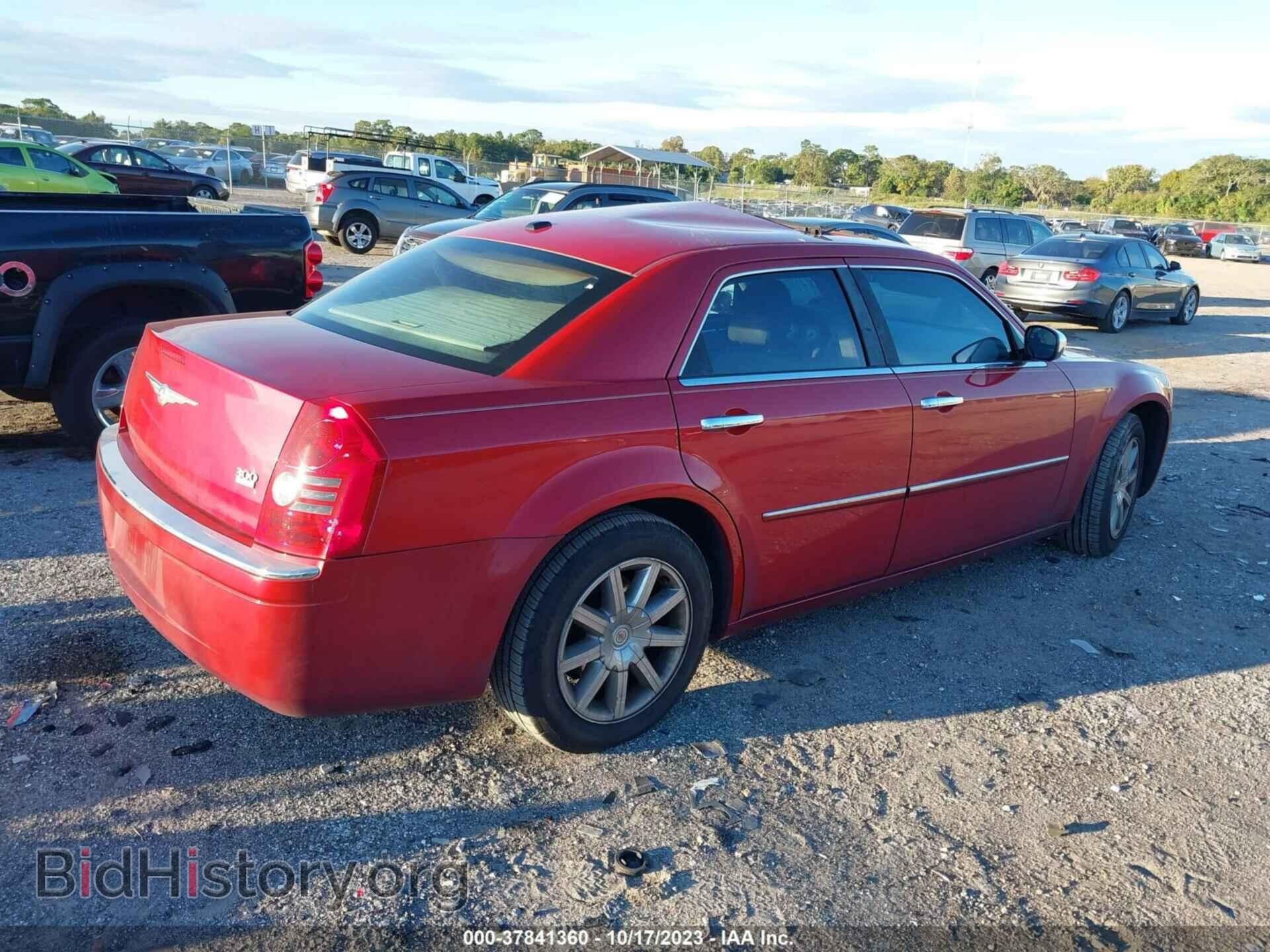 2010 CHRYSLER 300 - VIN: 2C3CA3CV1AH135489 - Фото 4