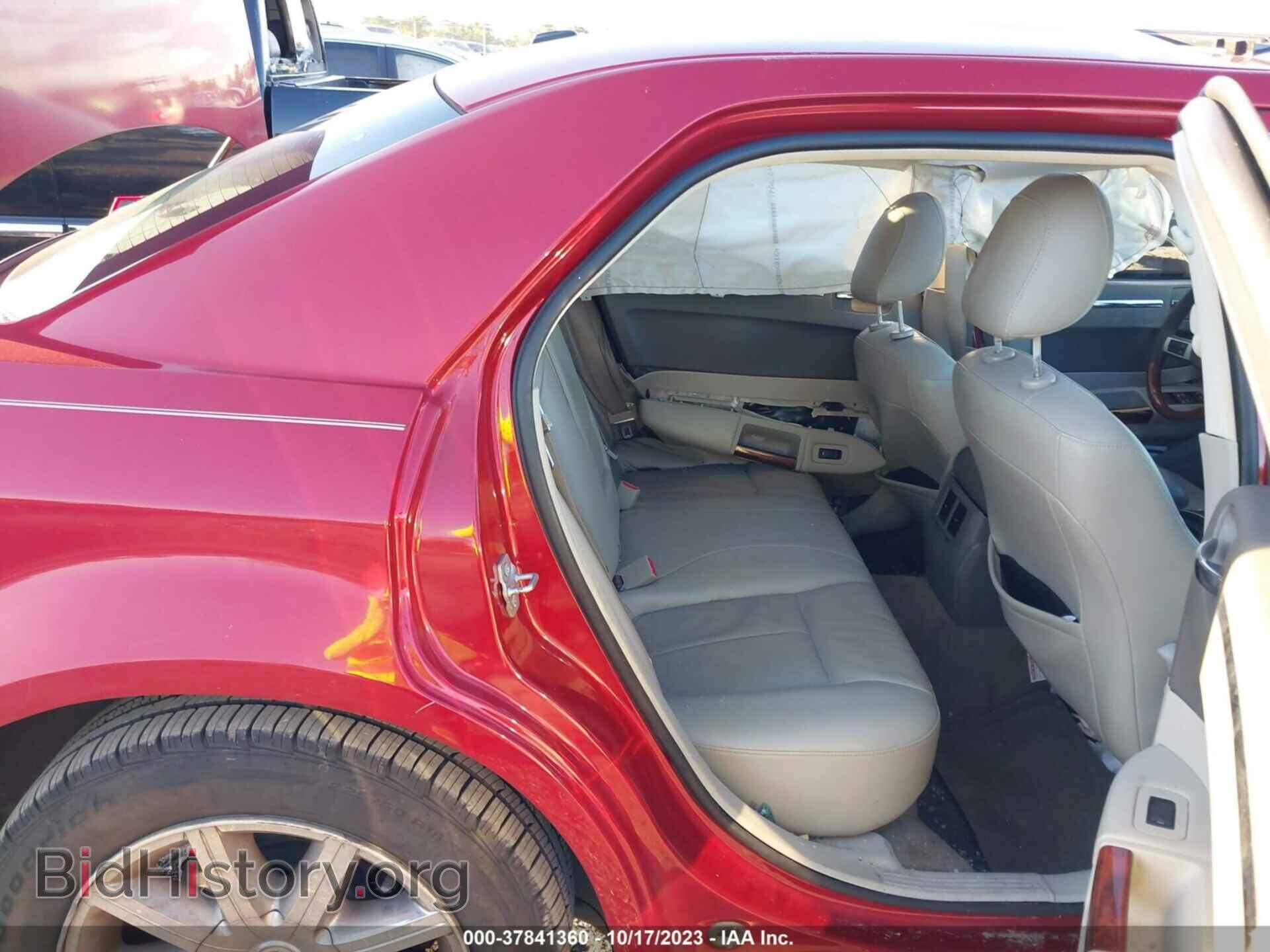 2010 CHRYSLER 300 - VIN: 2C3CA3CV1AH135489 - Фото 8