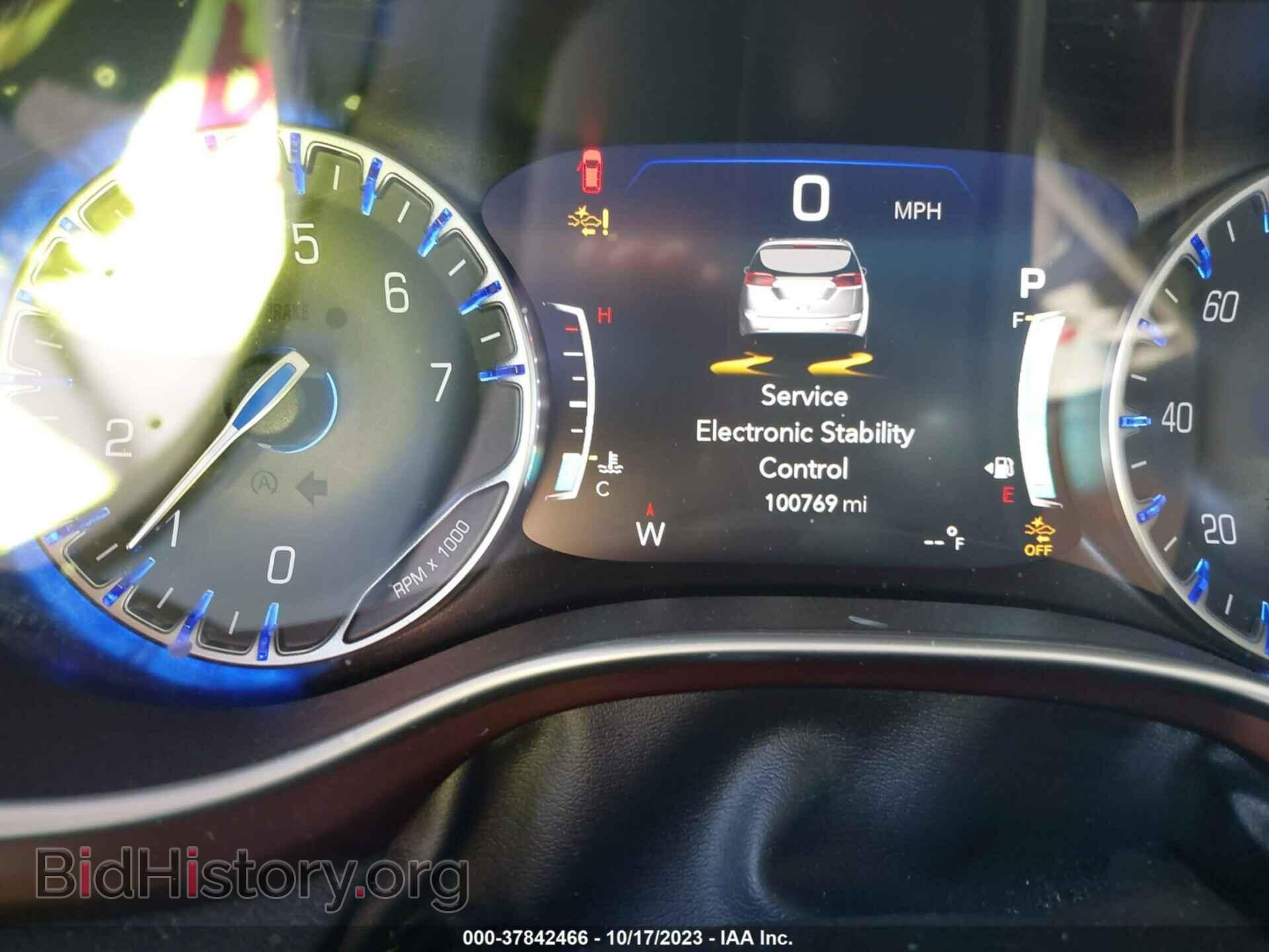 2018 CHRYSLER PACIFICA - VIN: 2C4RC1GGXJR289290 - Фото 15